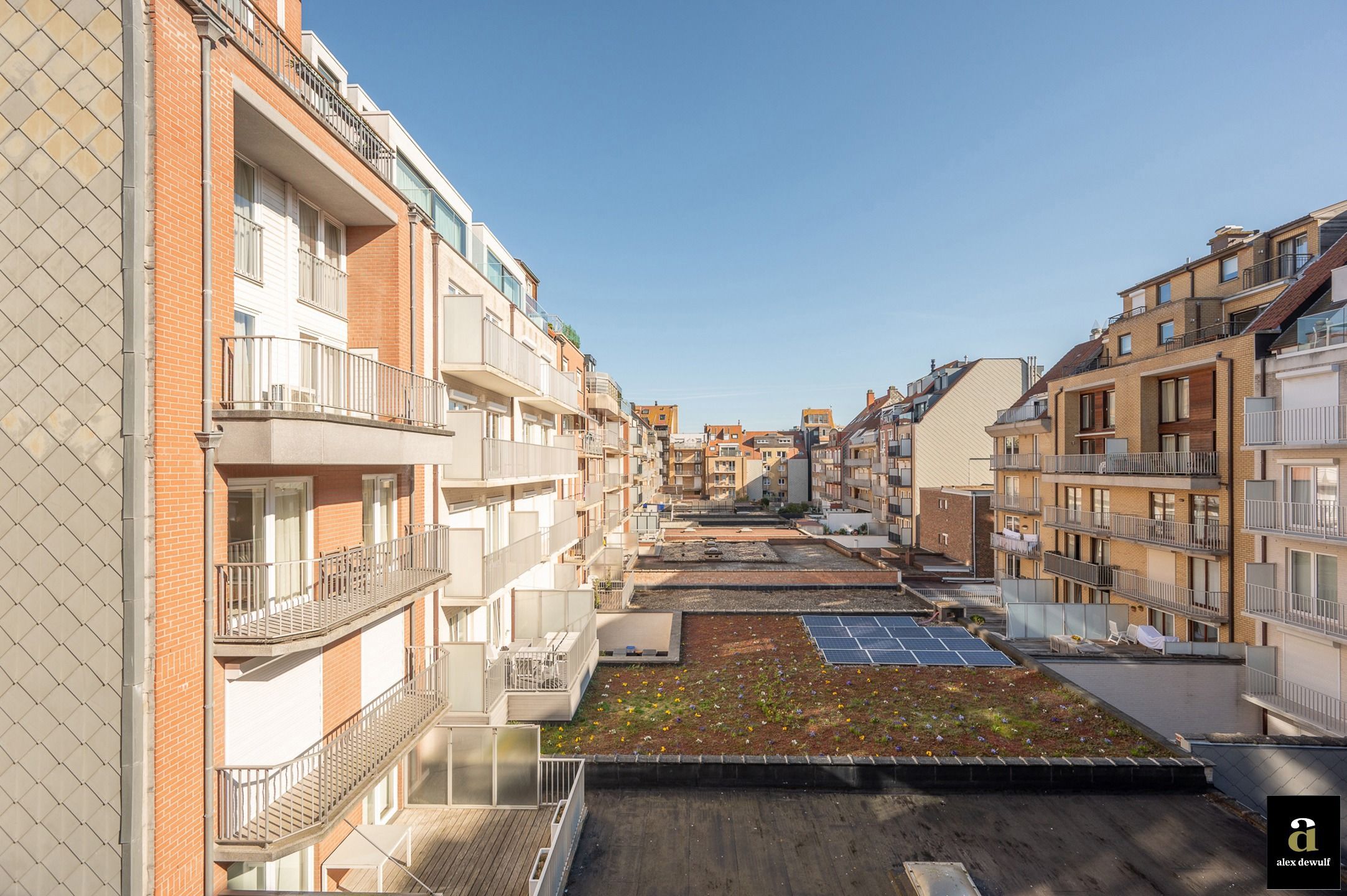 Ruim appartement met terras, centraal gelegen [Bayauxlaan]   foto 19