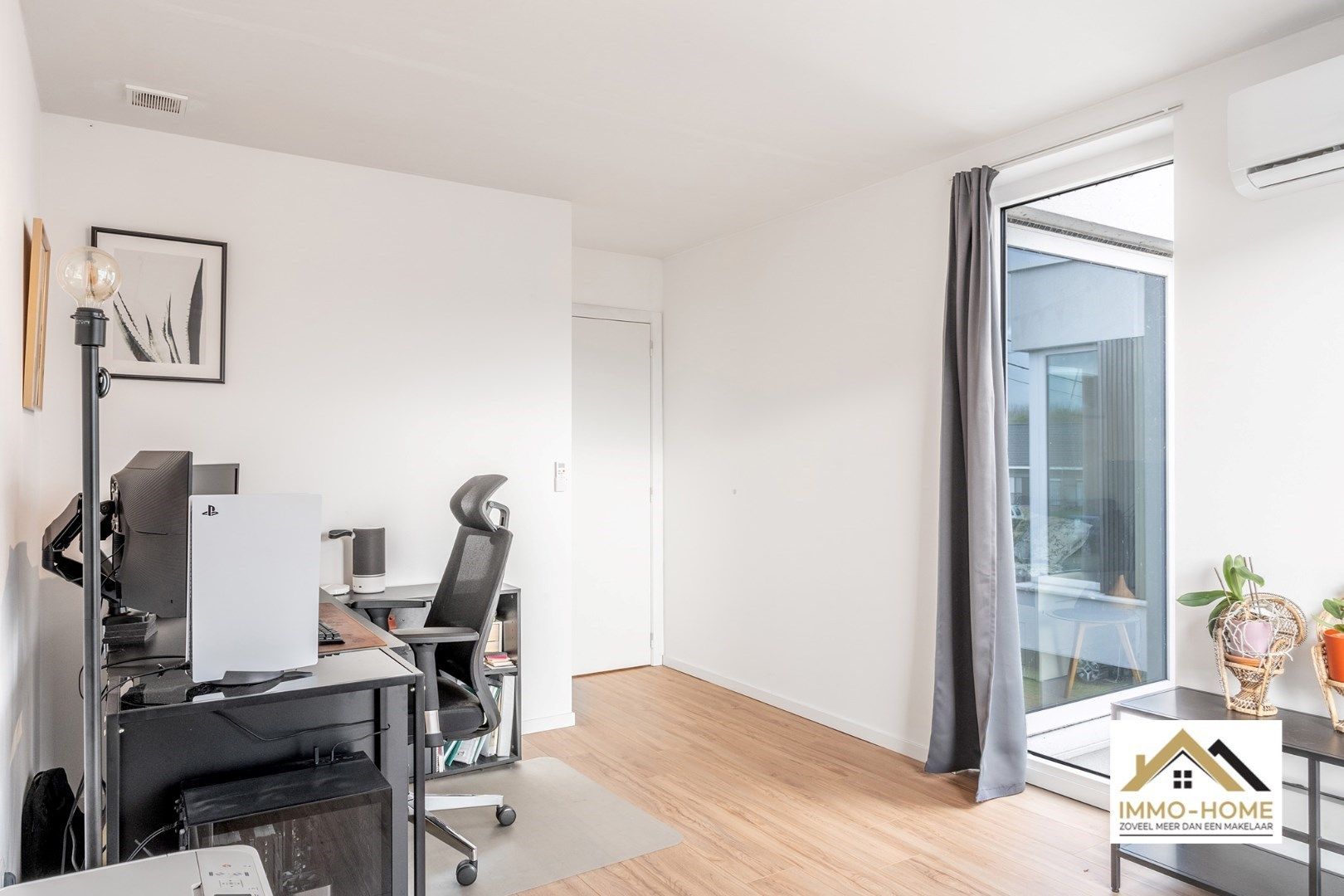 Recente instapklare woning op centrale ligging te Evergem foto 19