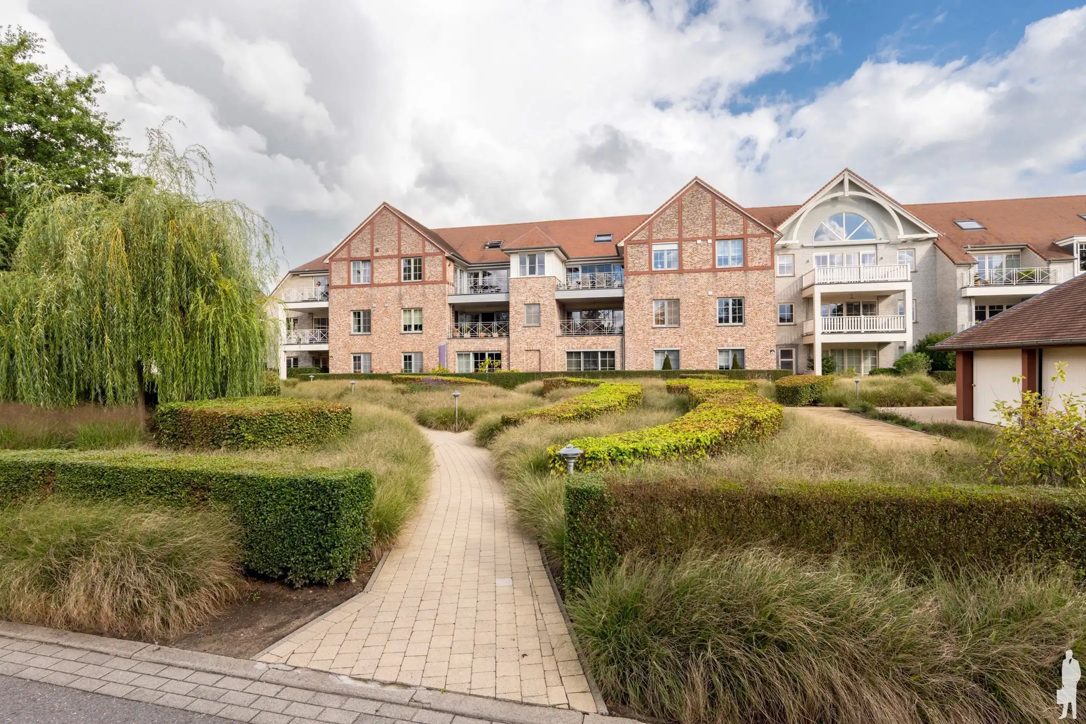 Knap duplex appartement in hartje Hoogstraten foto 2