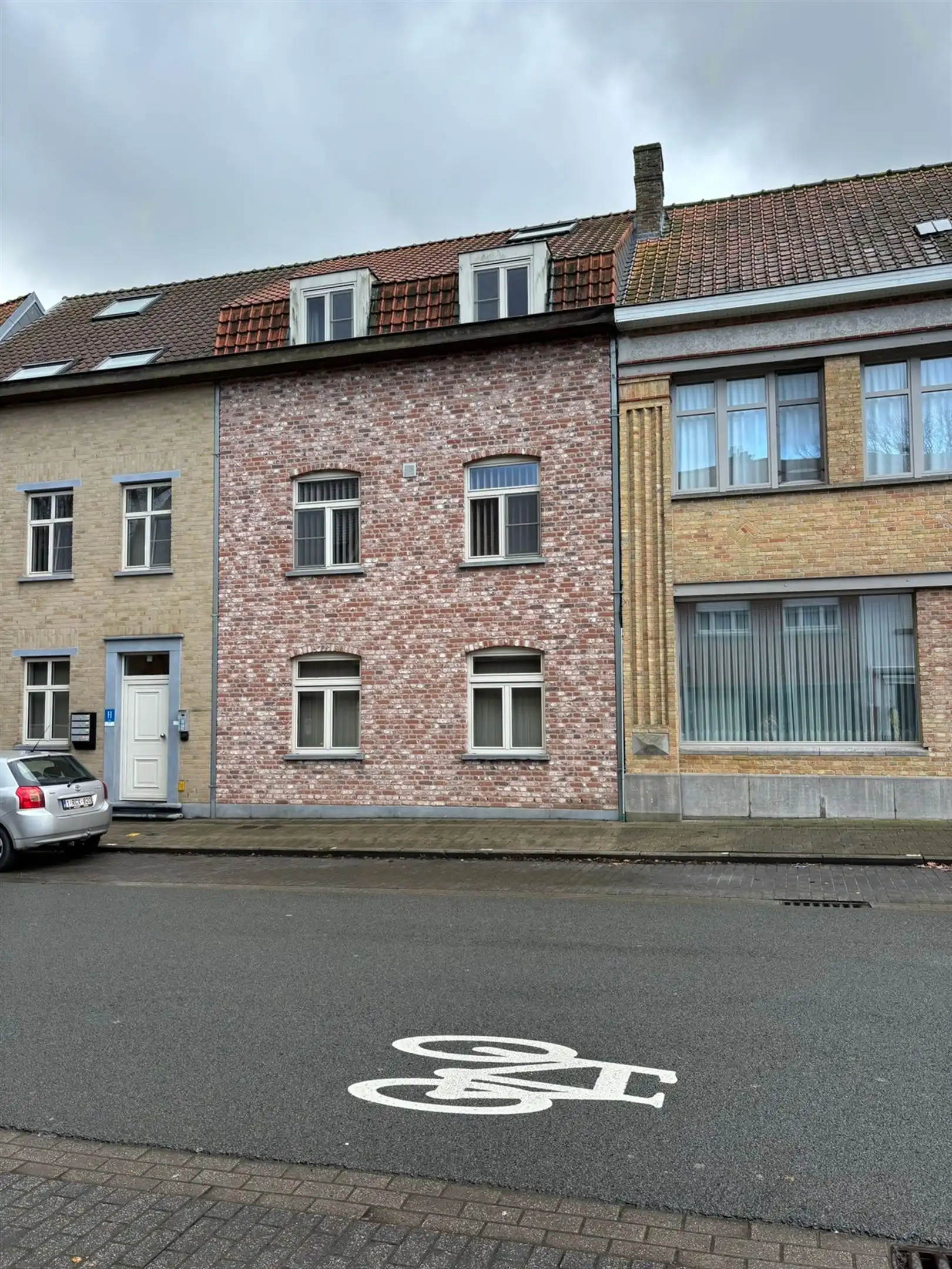 Gelijkvloers twee slaapkamer appartement foto {{pictureIndex}}