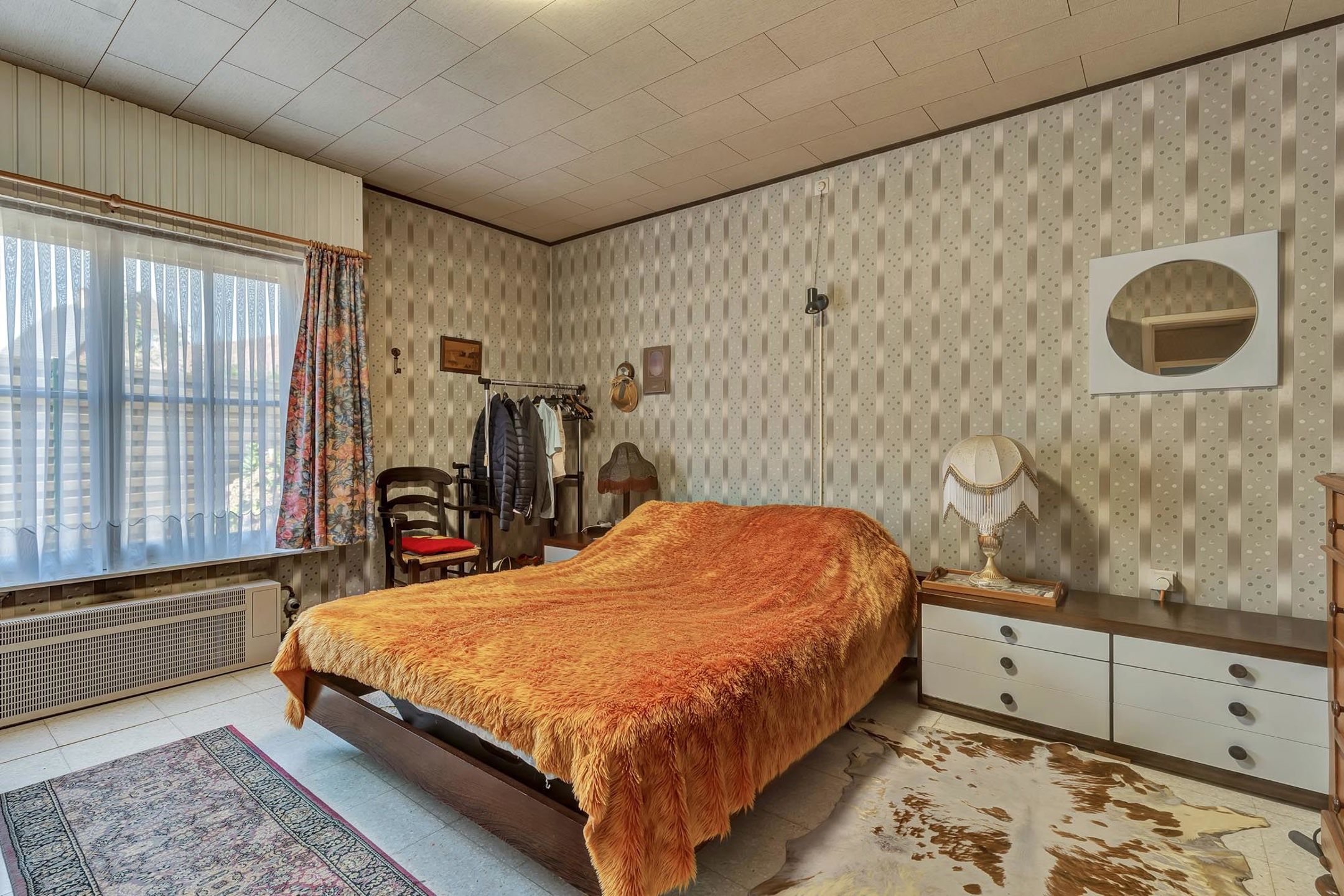 Te renoveren bungalow met aparte woonunit op topligging foto 9