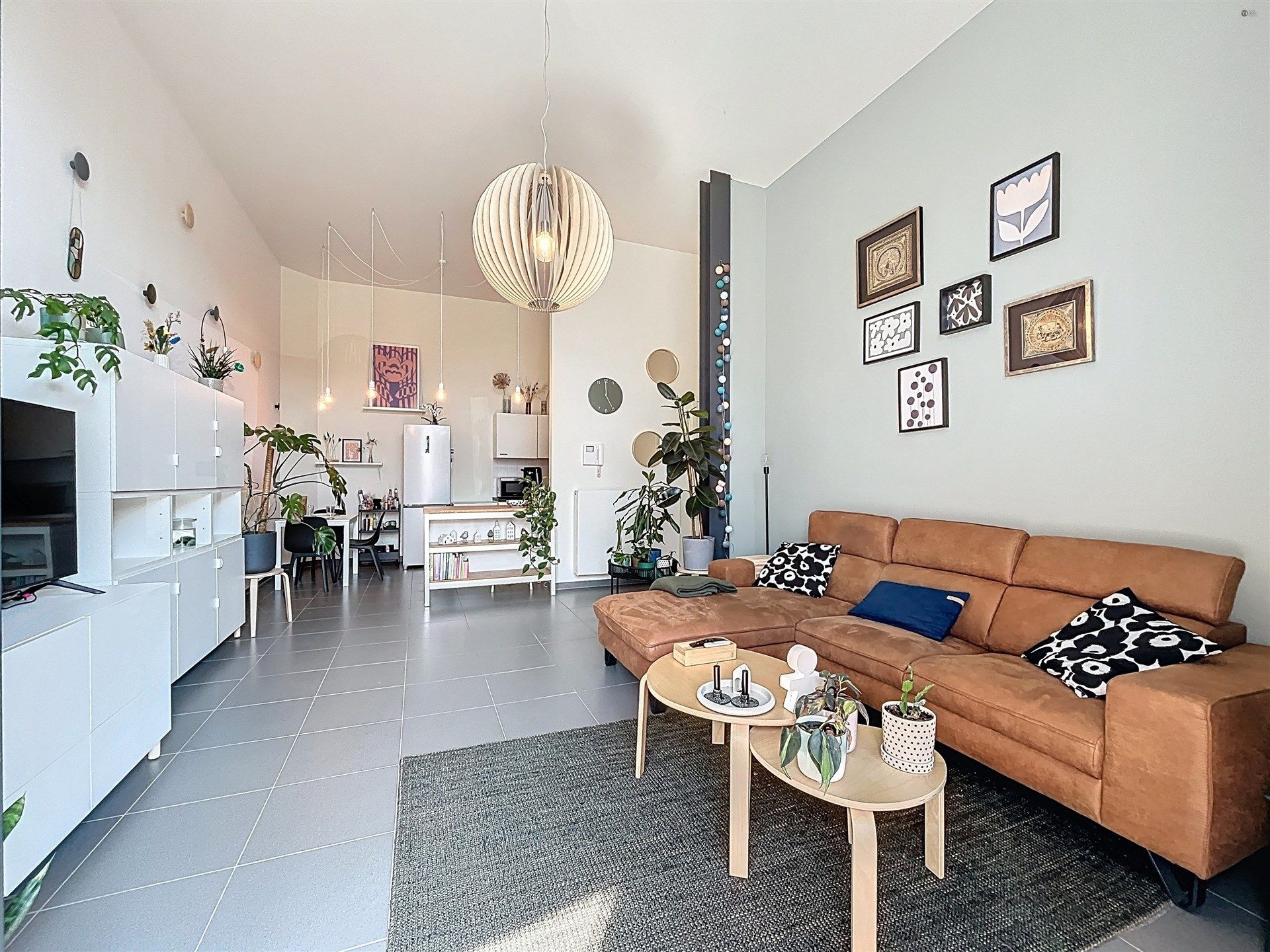 Gezellig 1-SLK Appartement in Hartje Sint-Niklaas foto 2