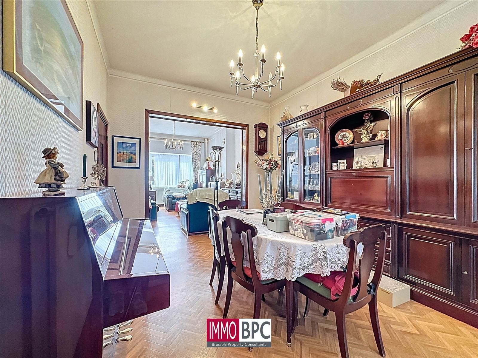 Charmante opbrengsteigendom of meergezinswoning met tuin, terrassen en garage in rustige straat van Anderlecht foto 12