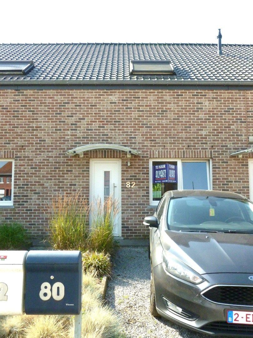 WONING te Lummen : 1 slpks, tuin, stpl foto {{pictureIndex}}