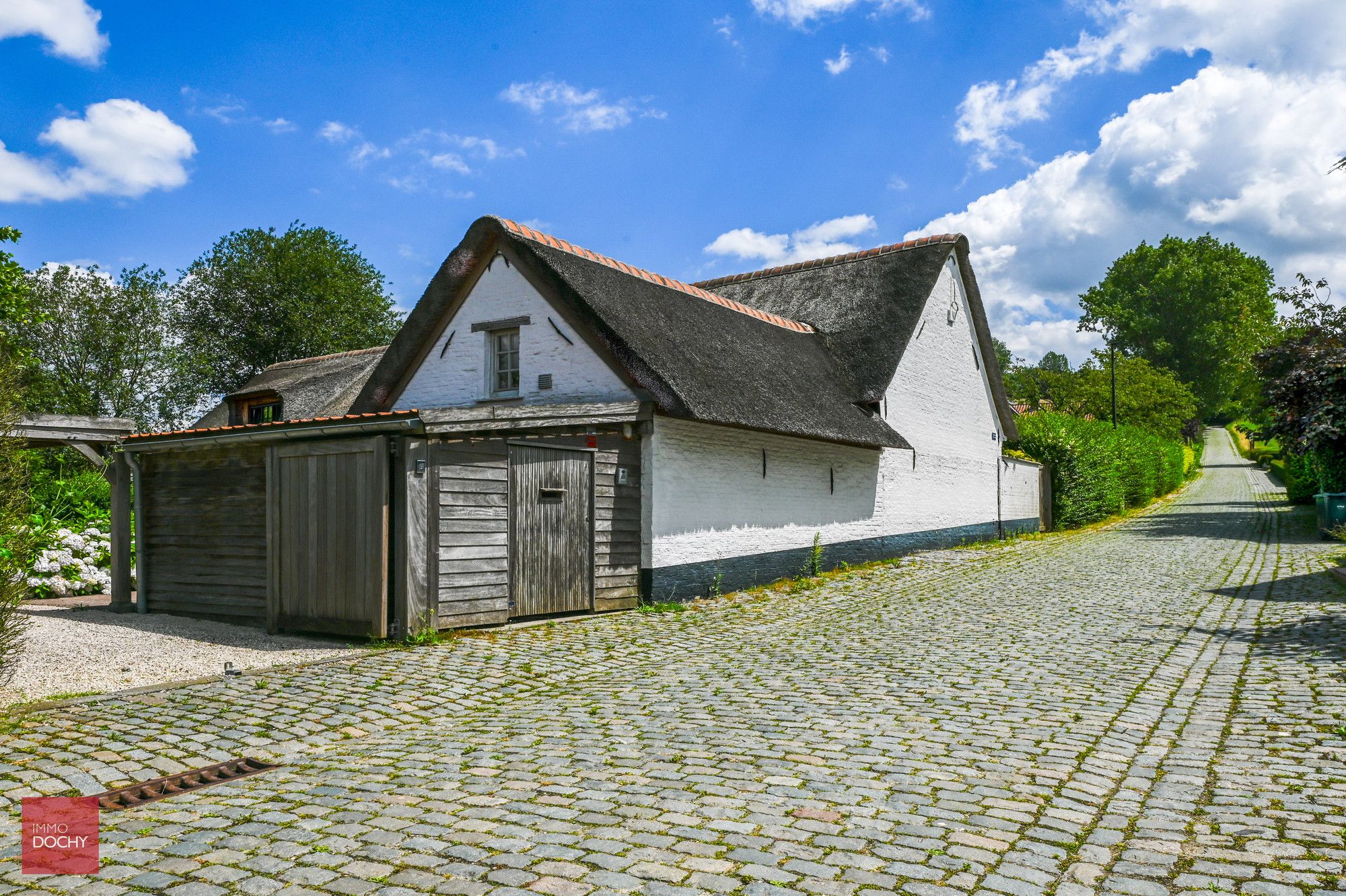 Instapklaar en volledig gerestaureerd villa-landhuis foto 12