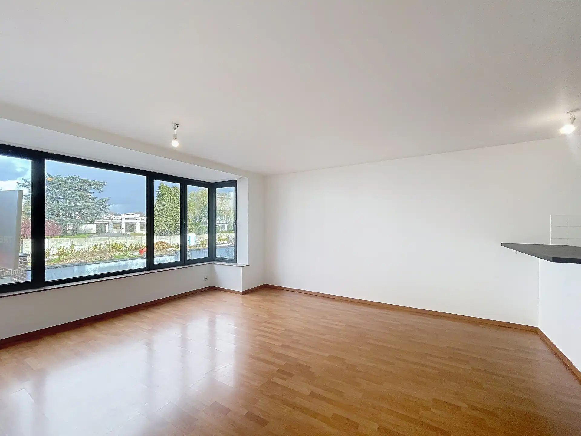 Mooi appartement met 2 slaapkamers in de buurt van Meiser.  foto 4