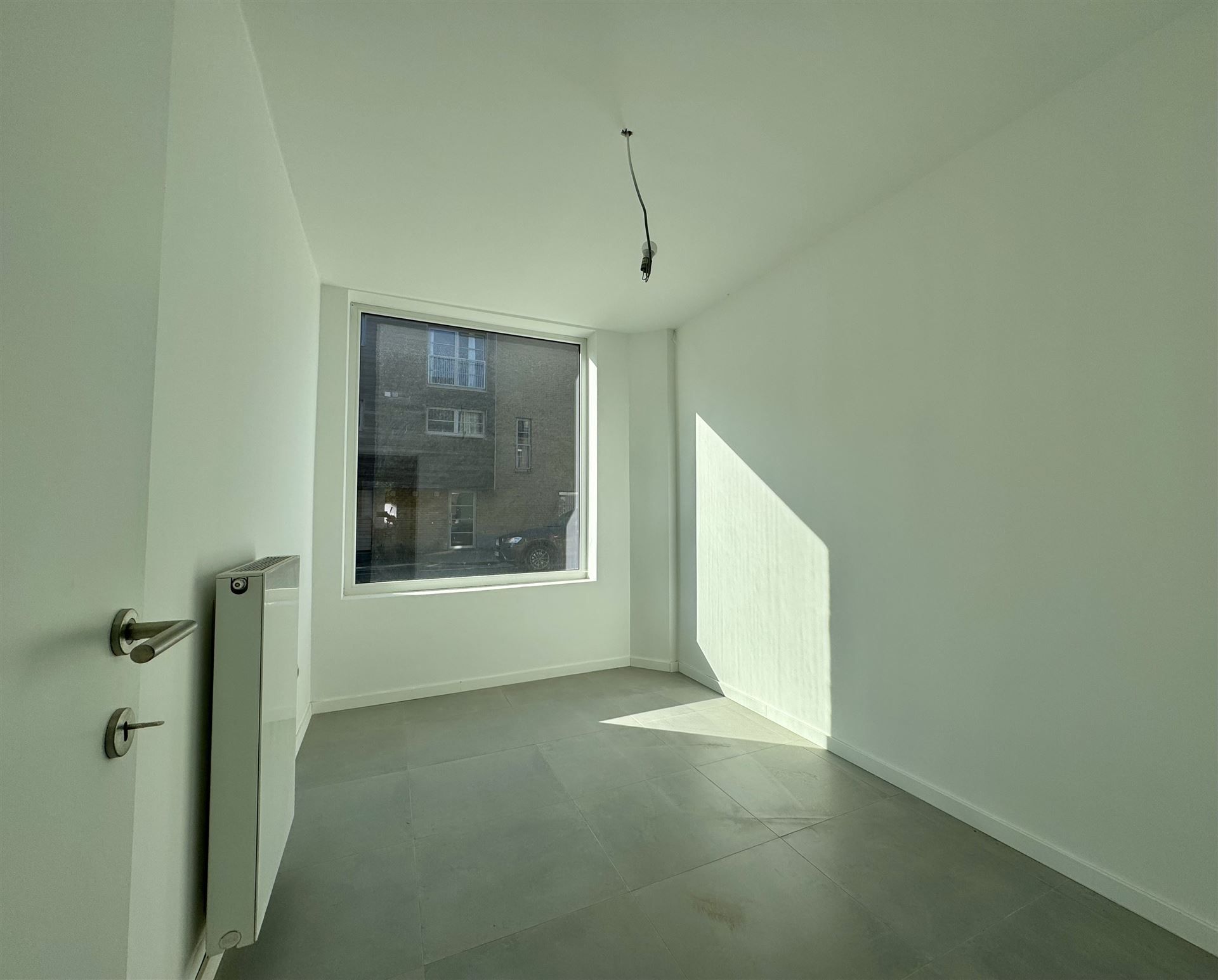 Gerenoveerde woning in het centrum van Maaseik! foto 6