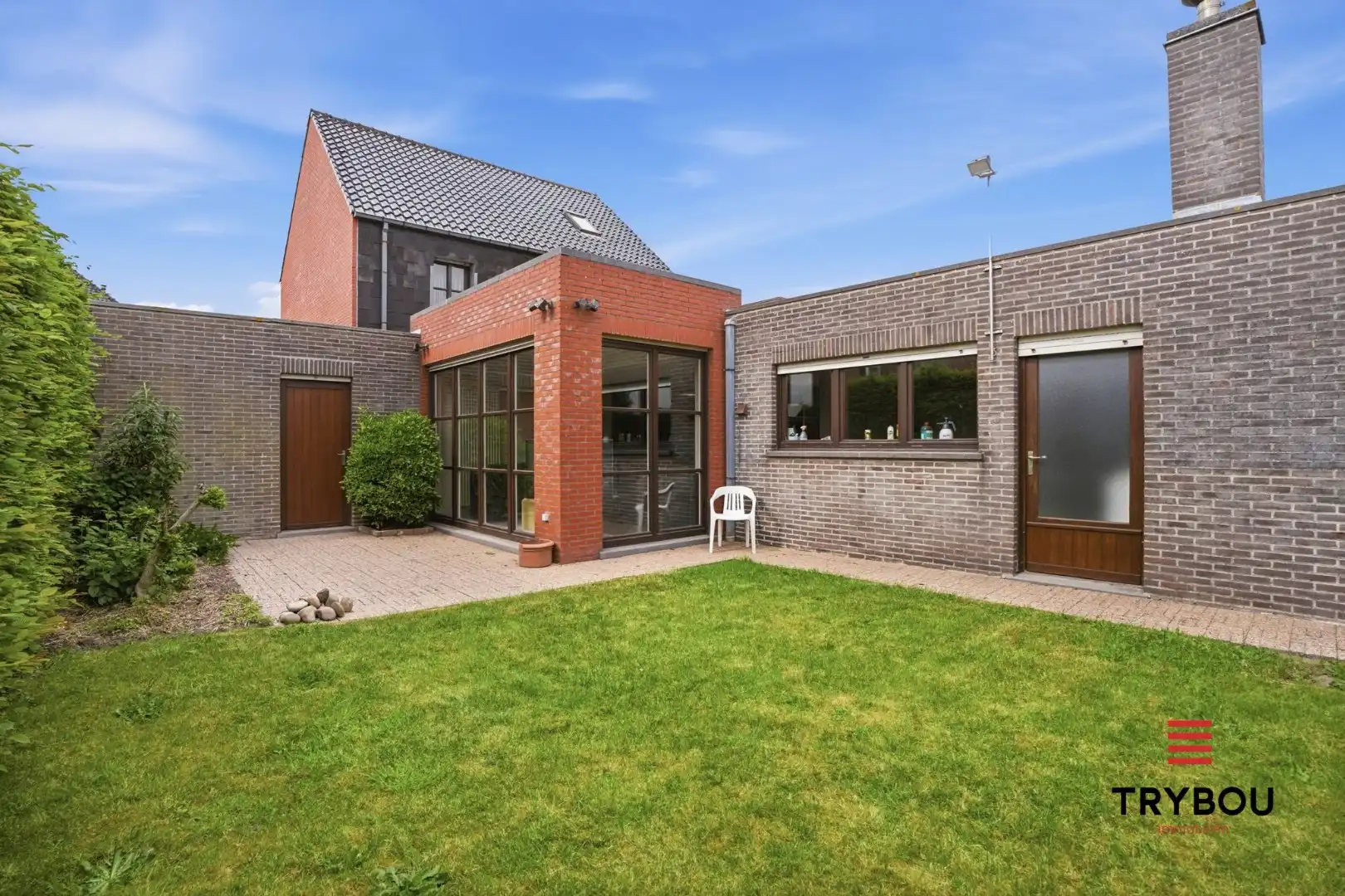 Alleenstaande woning met handelsruimte!  foto 23