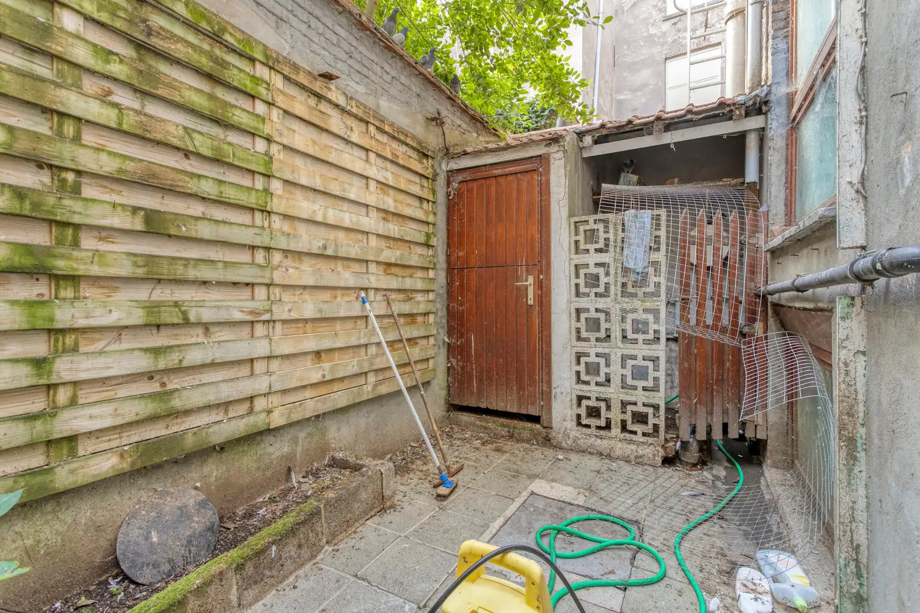 Ruime stadswoning op centrale locatie foto 12