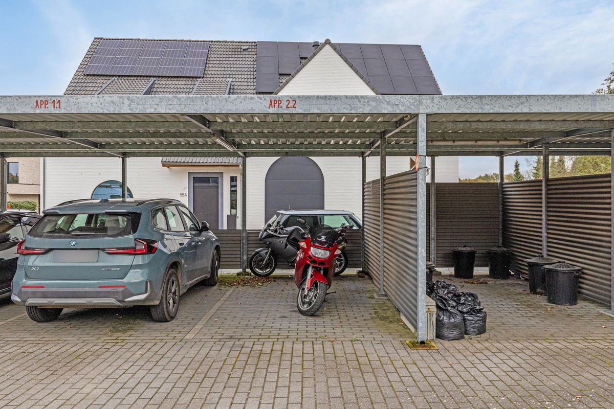 Instapklaar appartement met terras in Puurs-Sint-Amands foto 12