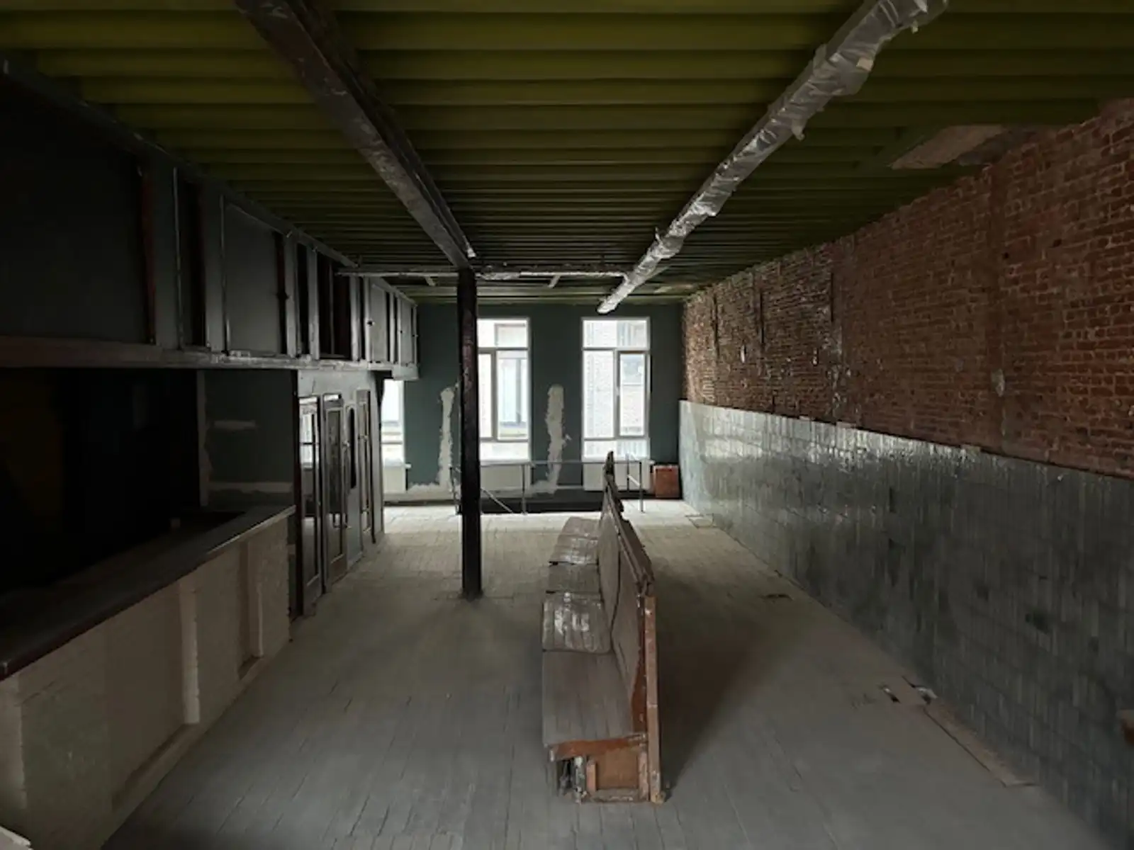 Uniek horecapand met charme te huur foto 9