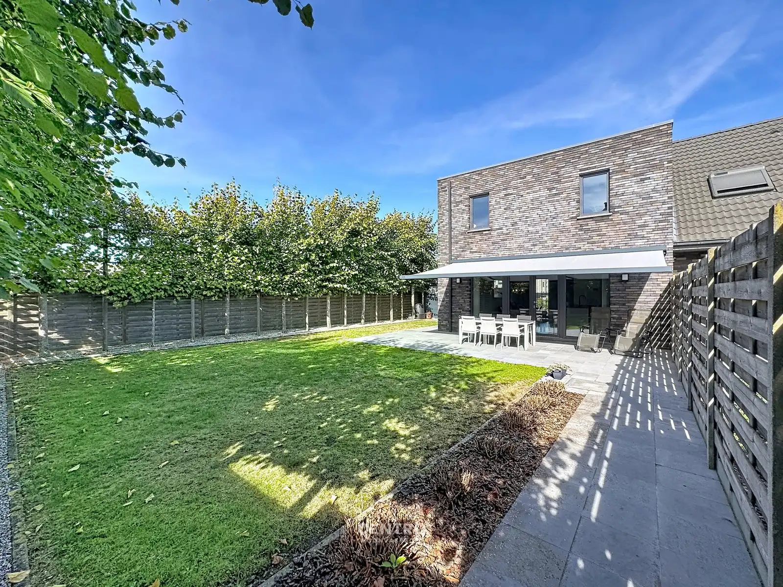 RECENTE ENERGIEZUINIGE woning met 4 slpks, ZUIDger. tuin én garagebox! foto 20