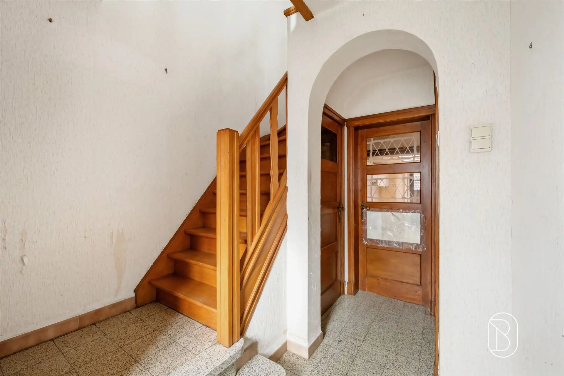 Ruime woning met veel potentieel in Dottignies foto 4