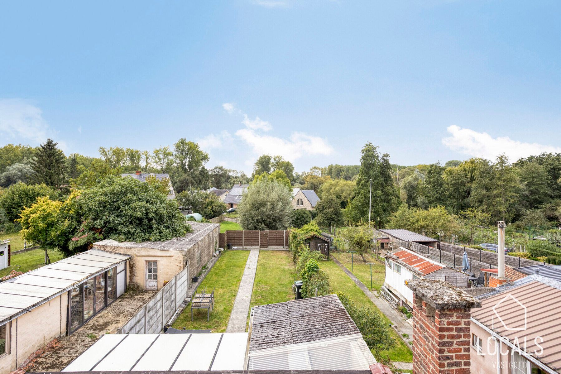 INSTAPKLARE WONING MET 4 SLAAPKAMERS  + TUIN EN GARAGE foto 25