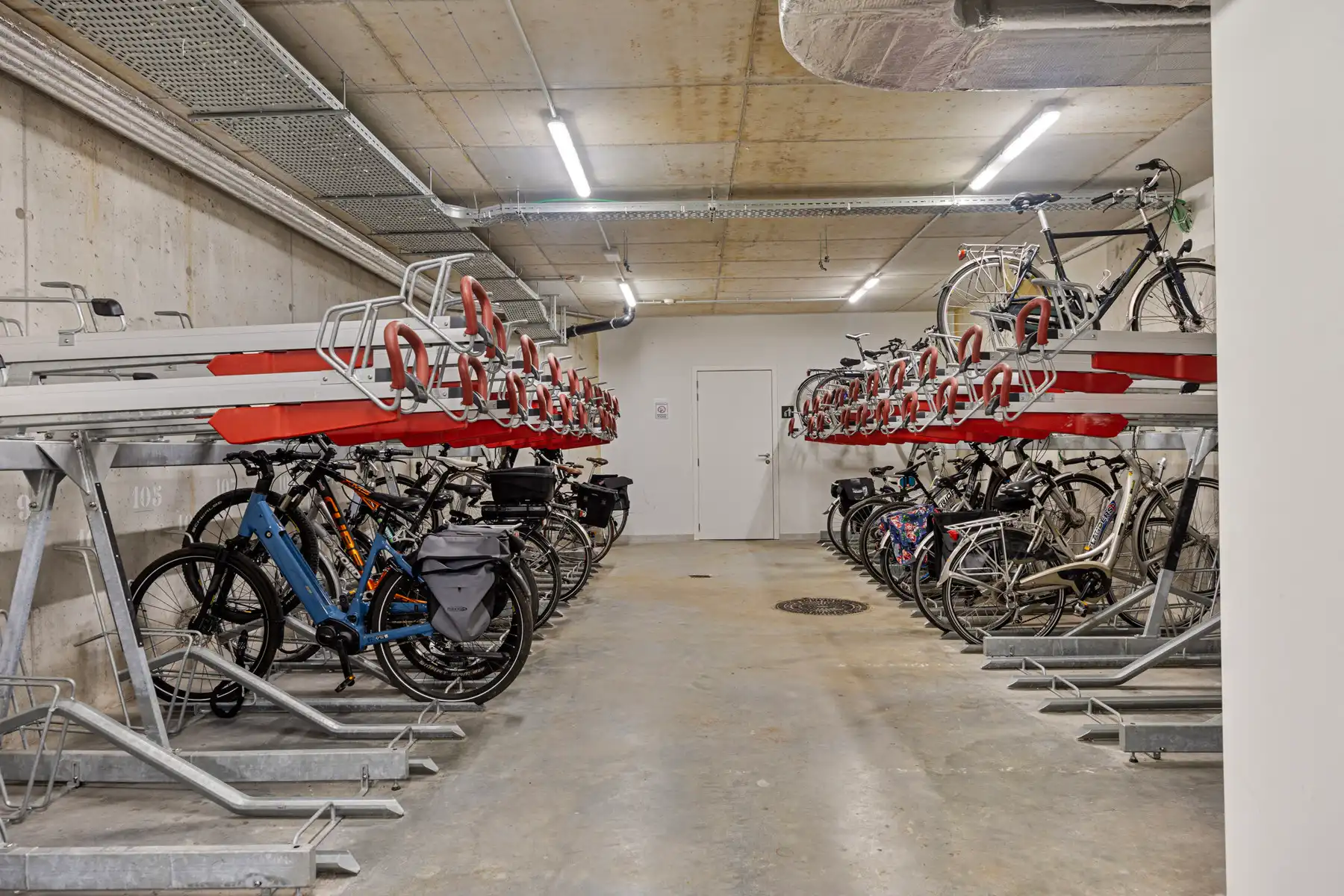 Moderne, nieuwe assistentiewoningen Parkrand foto 39