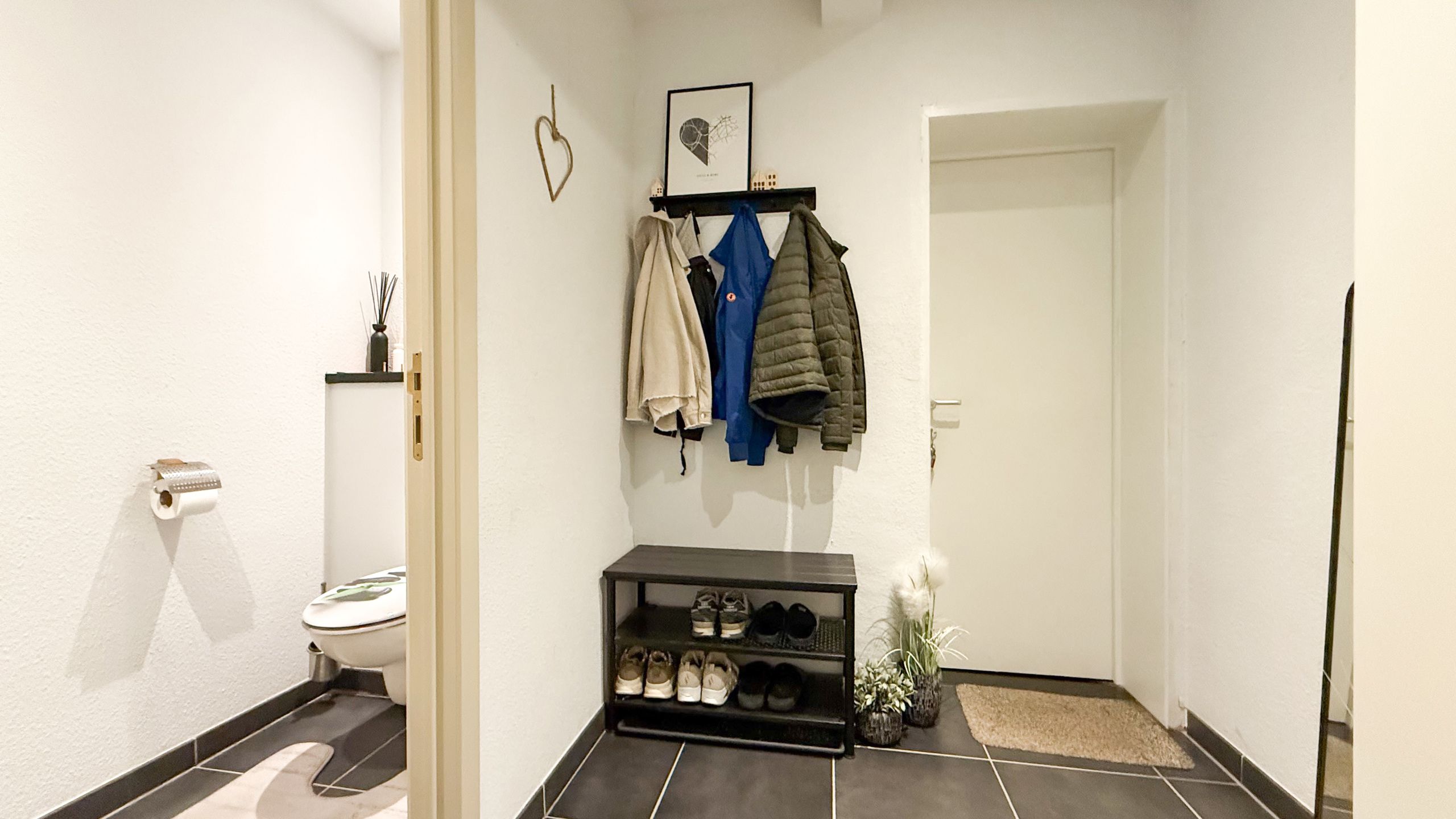 Instapklaar appartement met 3 slpkms in hartje Paal – EPC B! foto 14