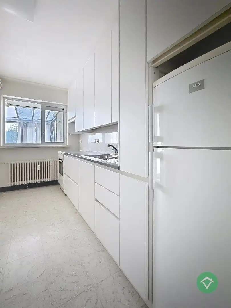 Gelijkvloers appartement met autostandplaats en garage te Roeselare  foto 10