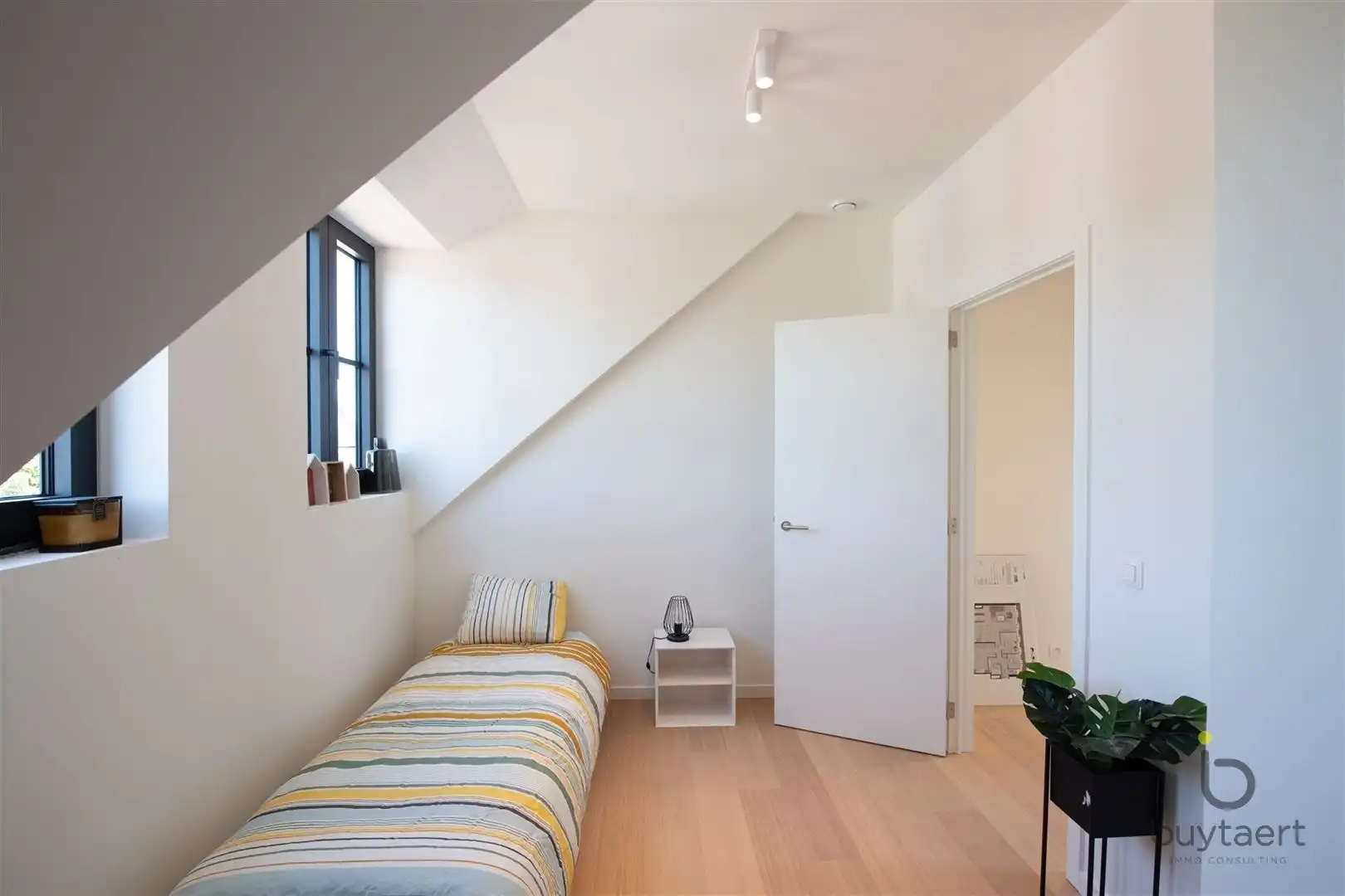 Beleef luxe, comfort en energiezuinigheid in een karaktervolle architectuur. foto 20