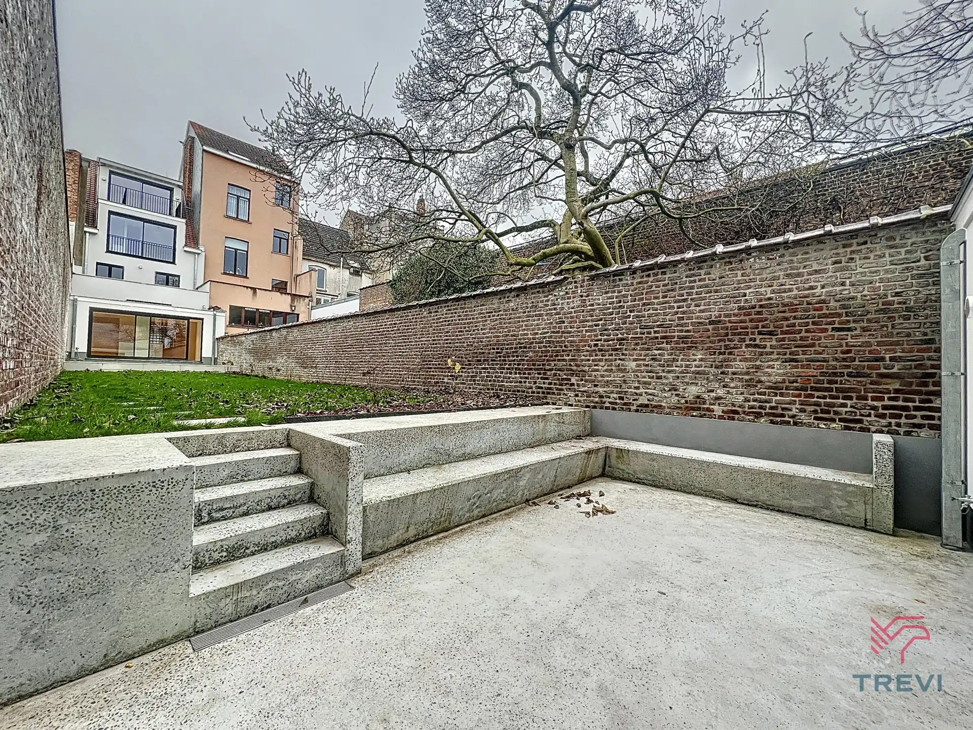 Schitterend huis met 5 slaapkamers en tuin  foto 26