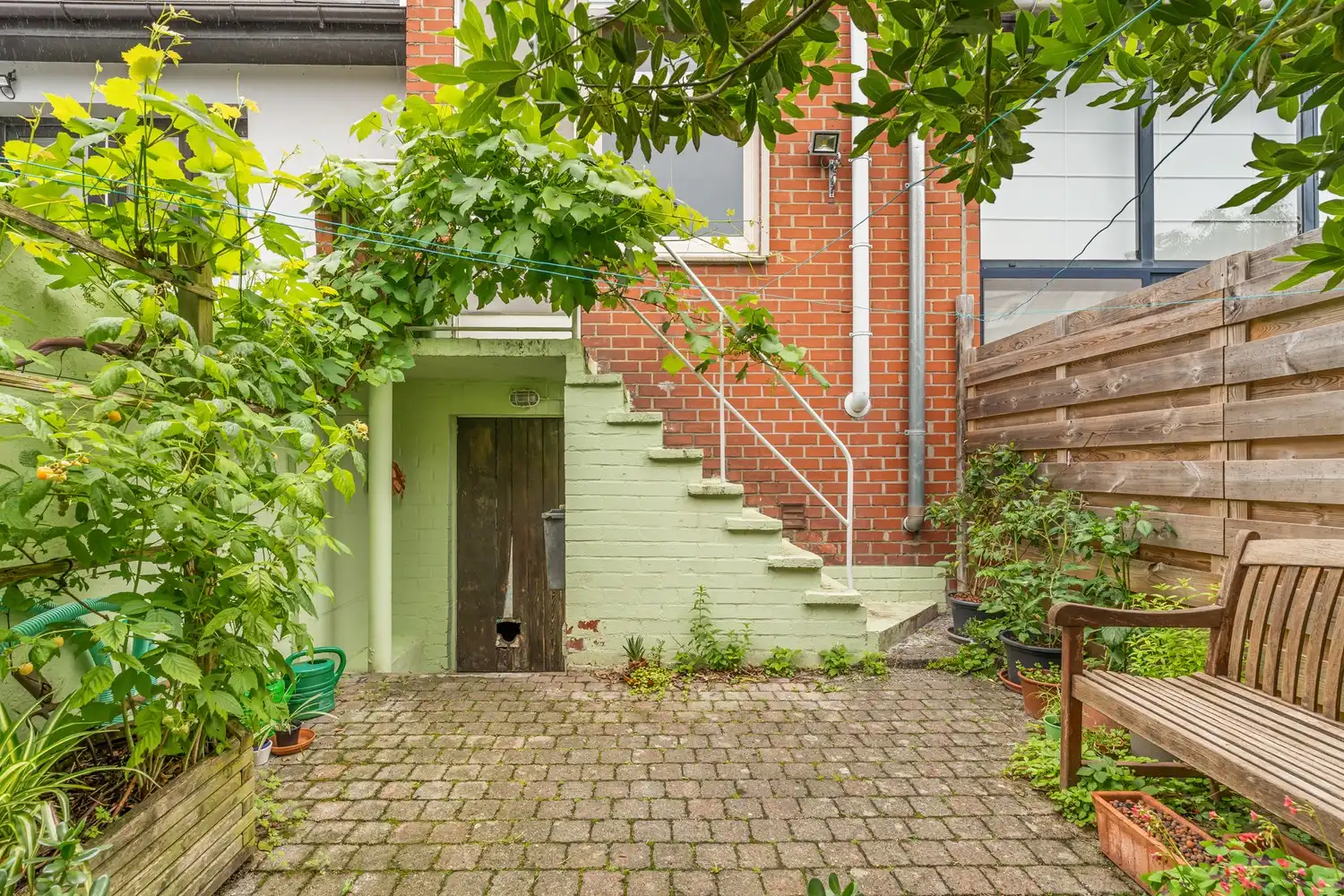 Goed gelegen en energiezuinige(B-label) woning met 3 slaapkamers en een tuin nabij het station van Leuven! foto 10