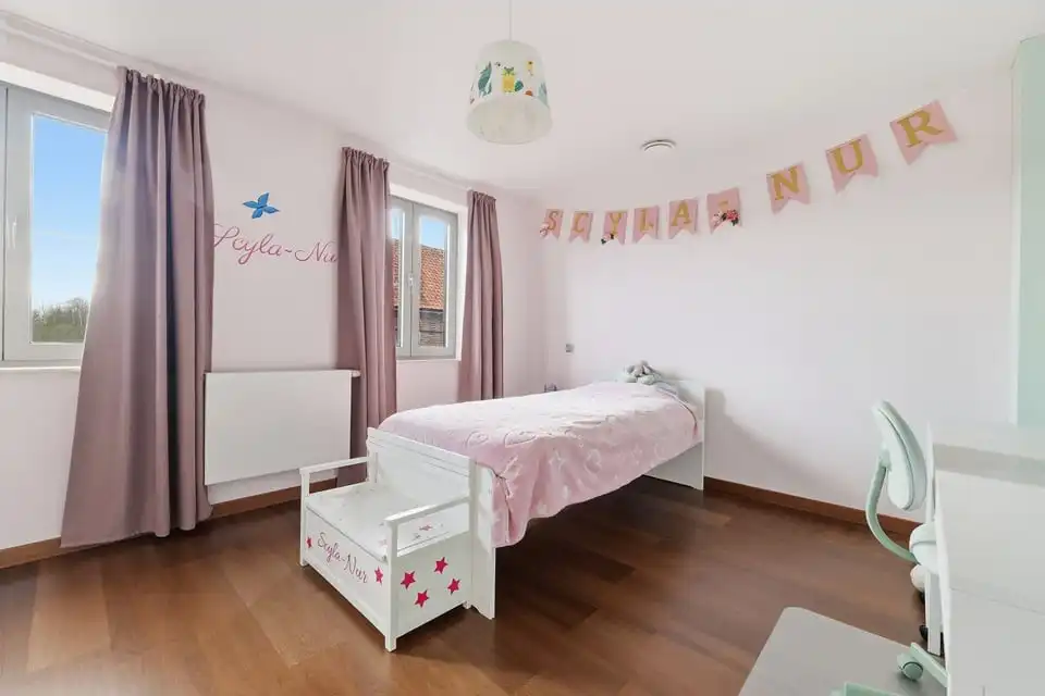 PRACHTIGE GEZINSWONING MET 4 SLKS EN ZONNEPANELEN IN HET LANDELIJKE WELLEN foto 13