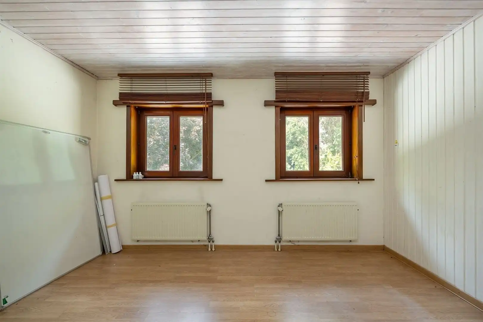 Karaktervolle half open villa met grote tuin 1.189m² in een rustige straat. foto 19