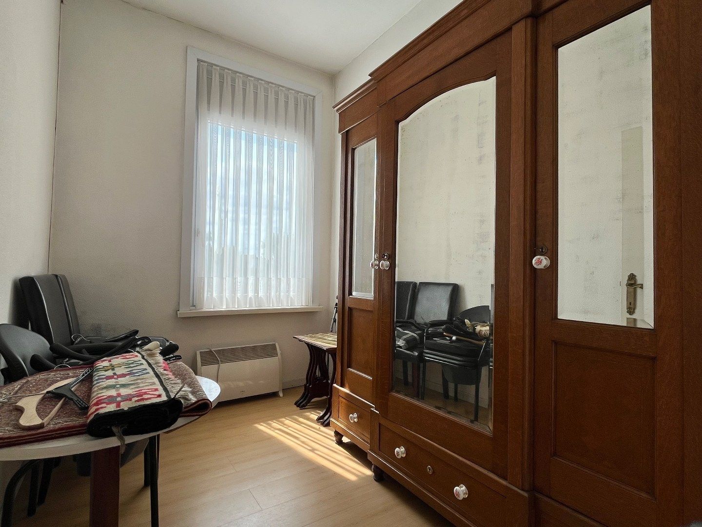 Charmante woning met garage en 4 slaapkamers en tuin nabij het centrum van Kuurne. foto 13