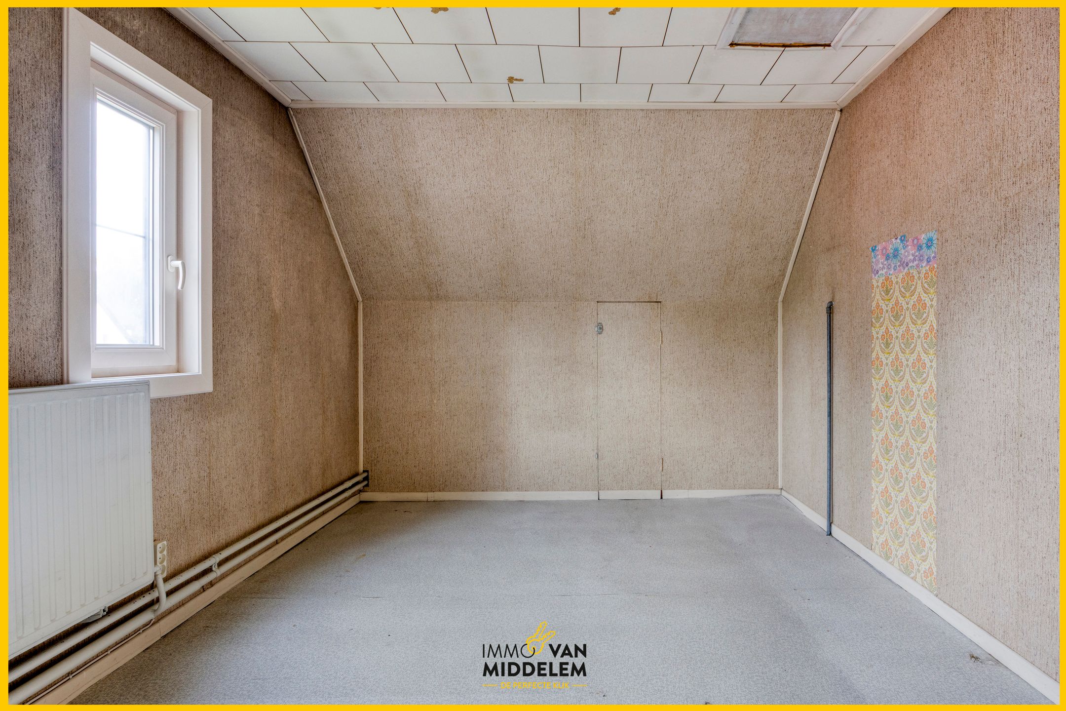 HALFOPEN WONING MET 4 KAMERS, GARAGE EN TUIN  foto 11