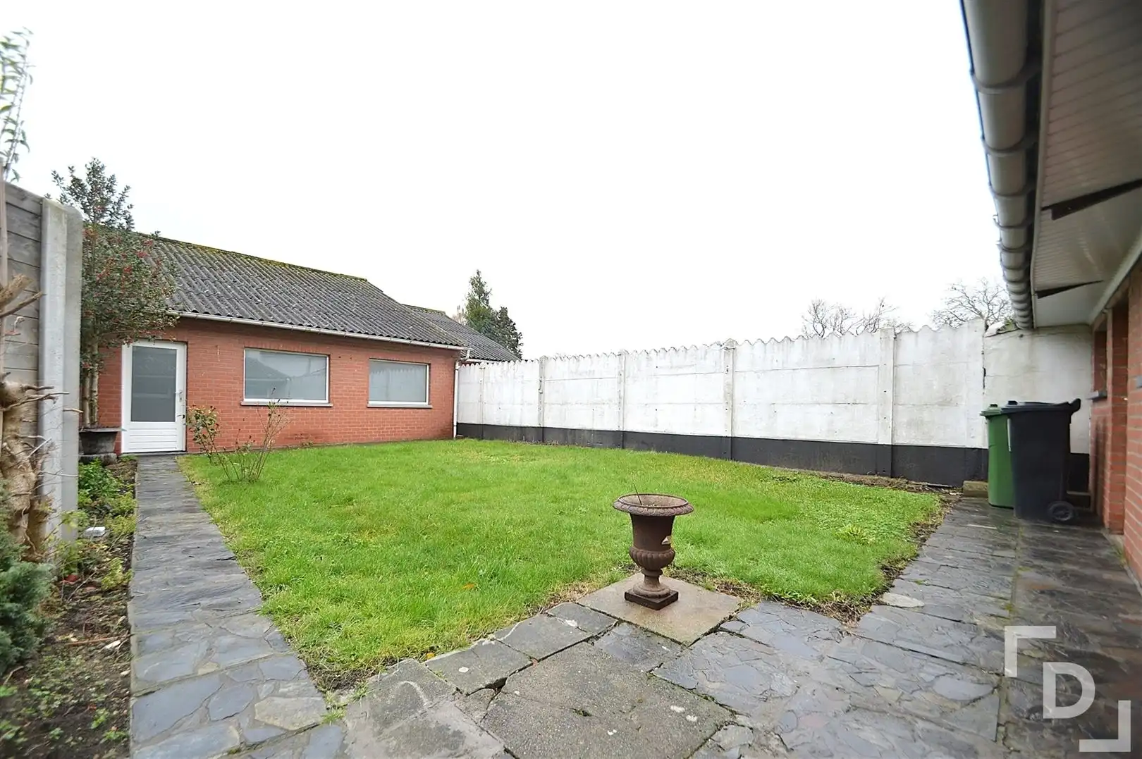 "Gerenoveerde stadswoning in het centrum van Poperinge" foto 6