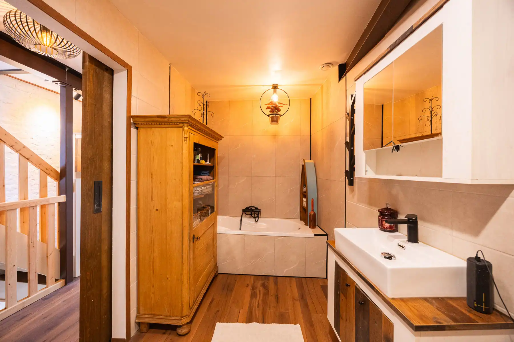 Centraal gelegen energiezuinige en instapklare woning foto 9