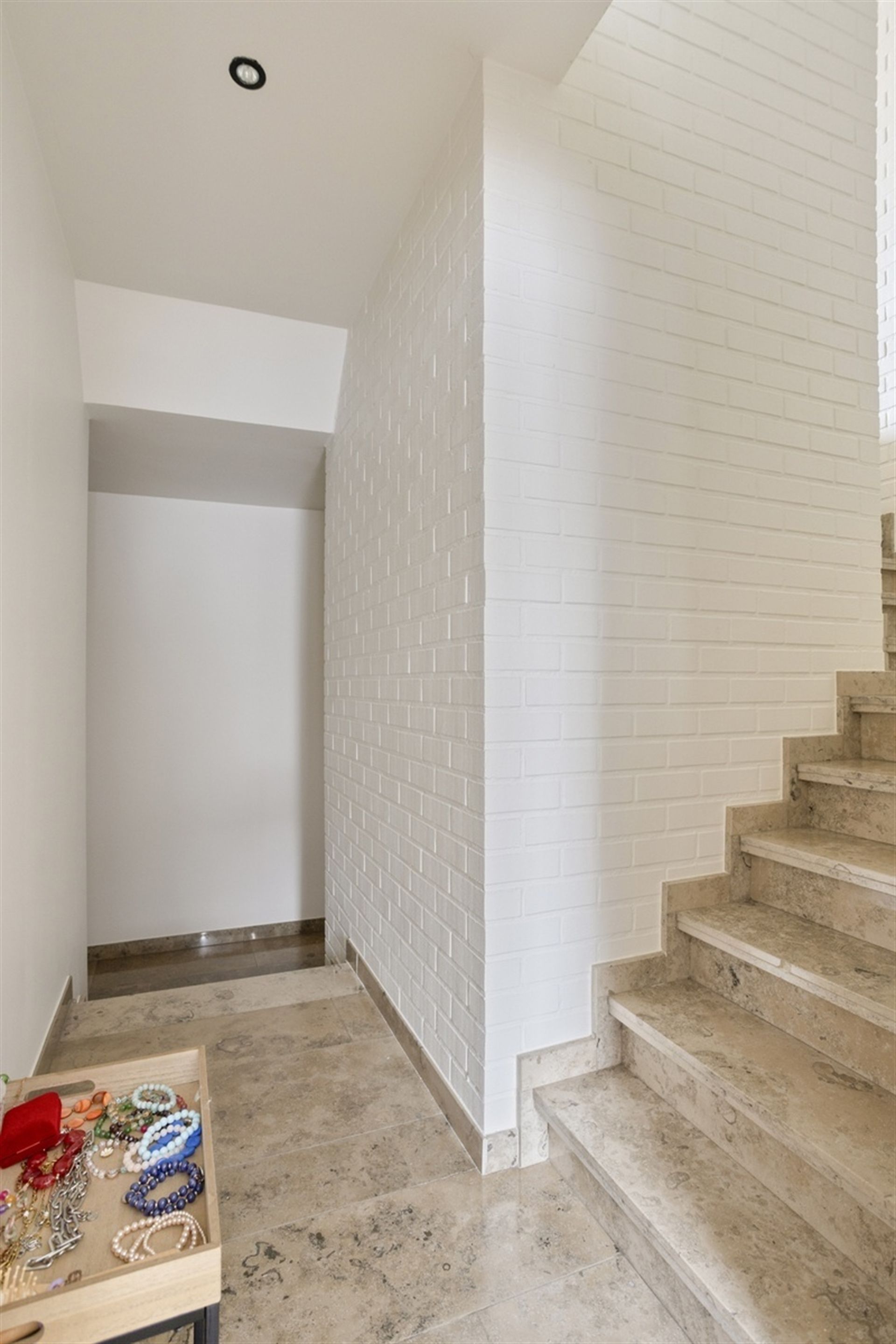 Riante Woning met 4 Slaapkamers foto 14