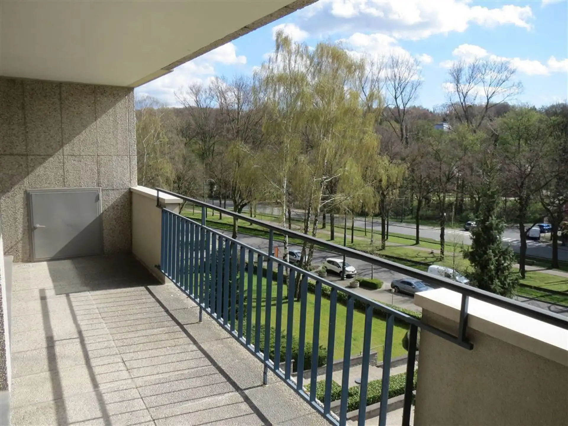 Mooi appartement met 3 slaapkamers + terras + parking foto 10