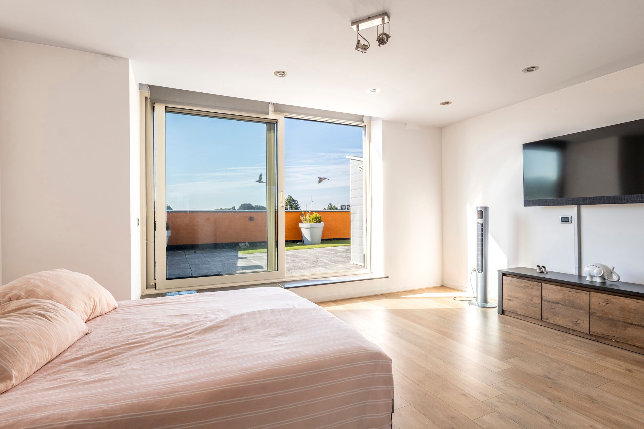 Uniek penthouse van circa 200m² met terras van 85m² foto 10