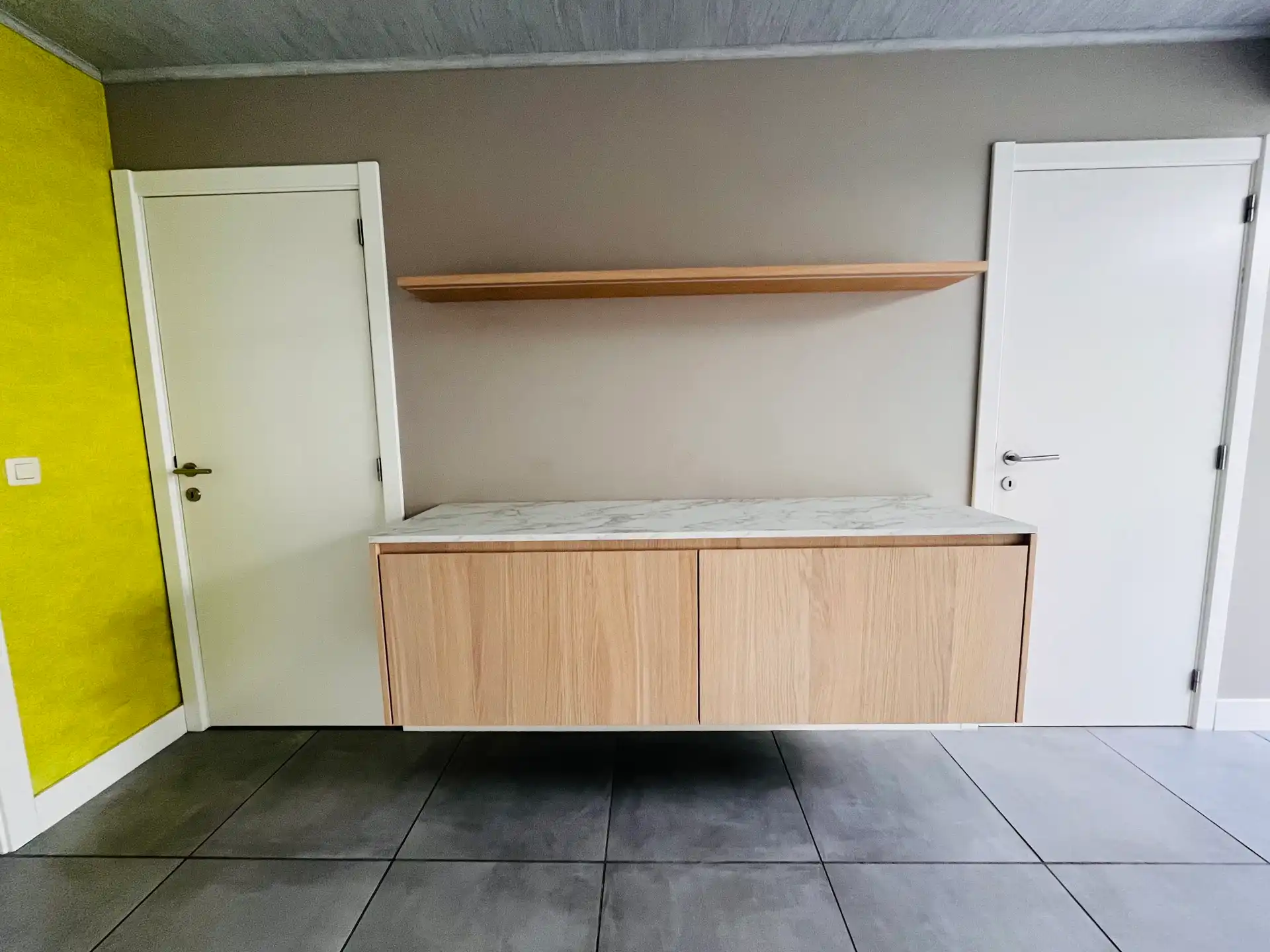 RUIME WONING MET 3 SLPK EN ZONNIGE TUIN. foto 4