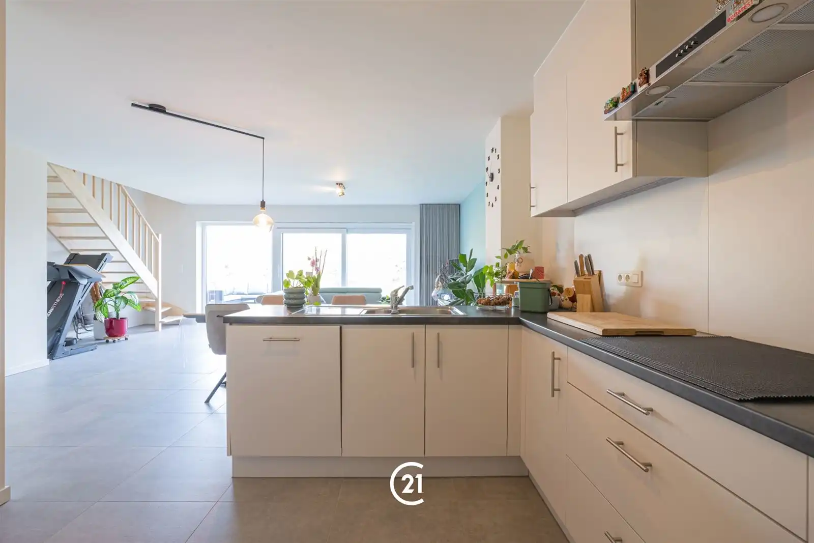 Prachtig duplexappartement met 3 kamers en groot terras met subliem uitzicht foto 12