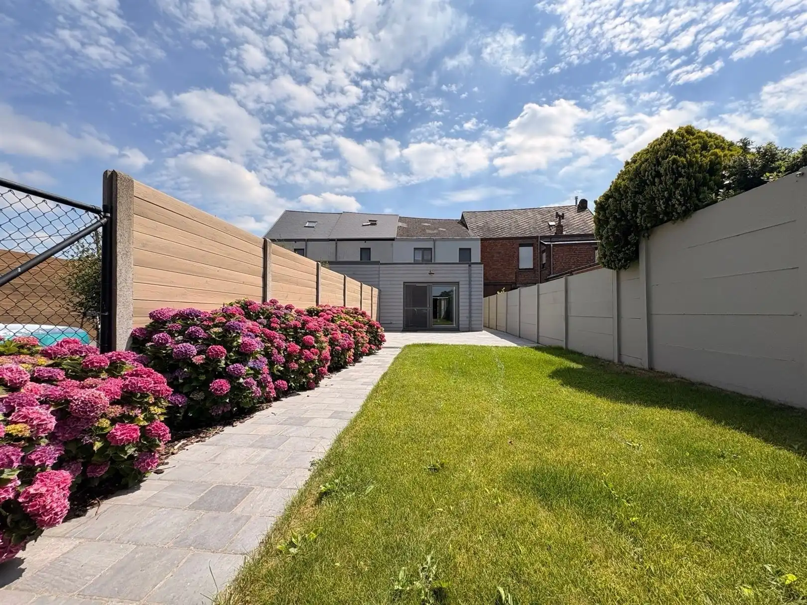Te huur Ruime, volledig gerenoveerde woning in het landelijke Appels foto 22