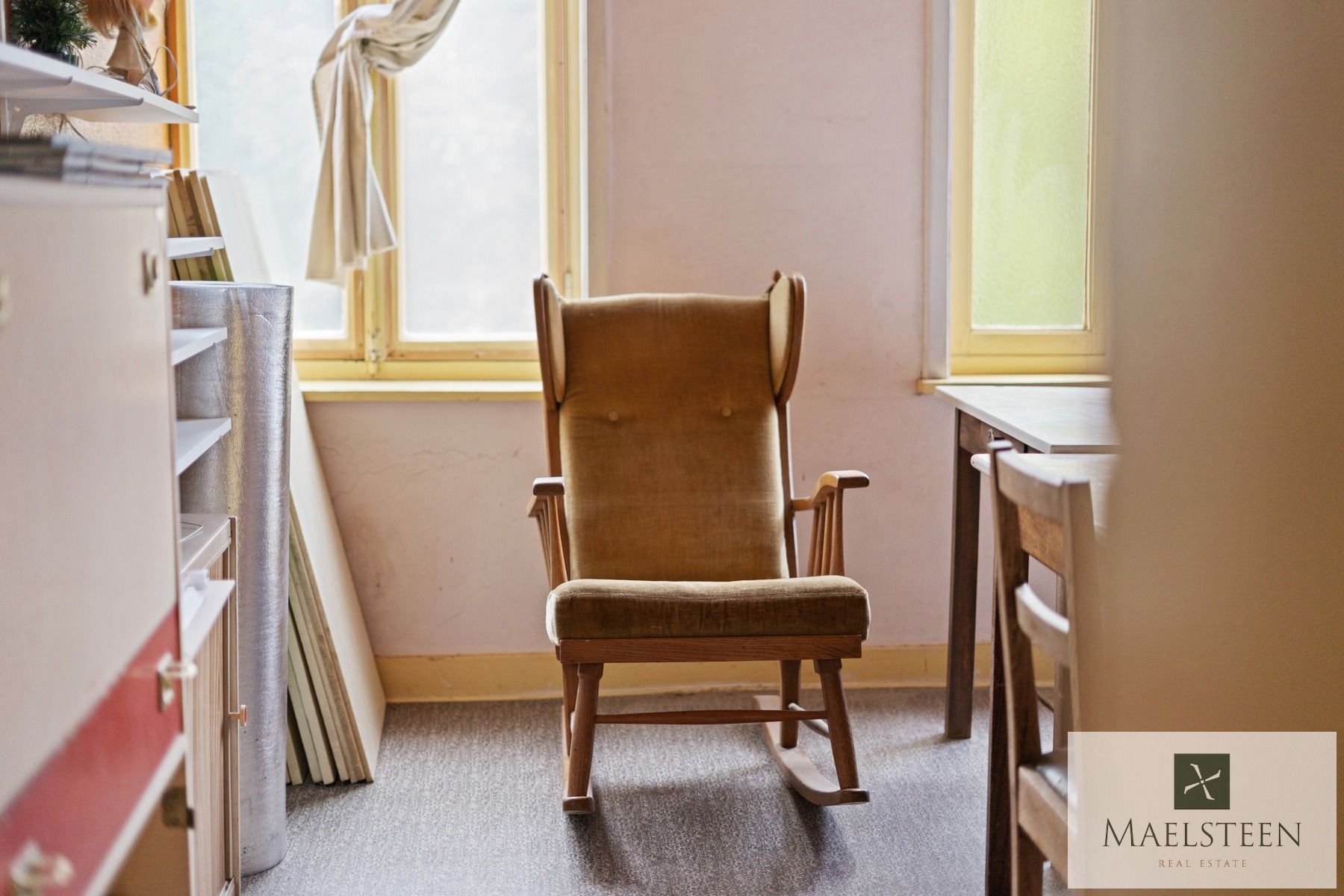 Te renoveren neoclassicistische woning op de rand van Bruge foto 16
