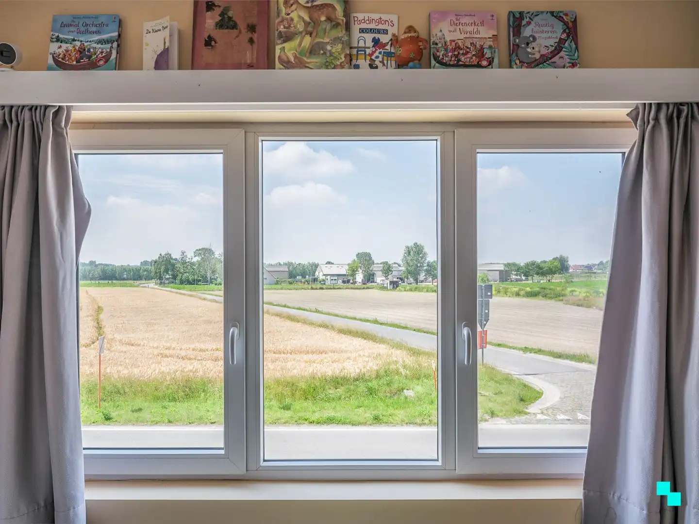 Lichtrijke villa met studio in Merelbeke foto 18