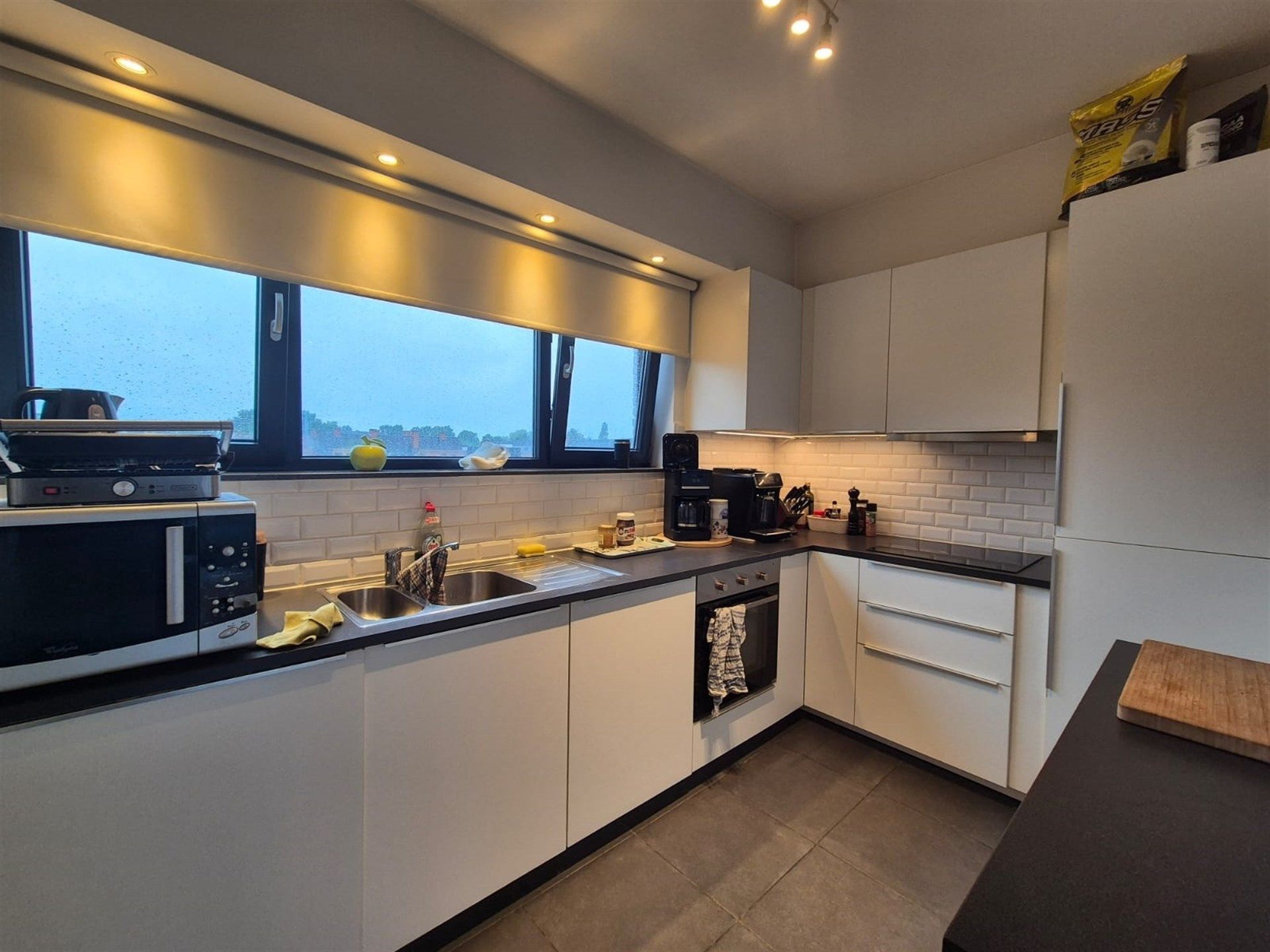 Gunstig gelegen 2 slaapkamer appartement. foto 10