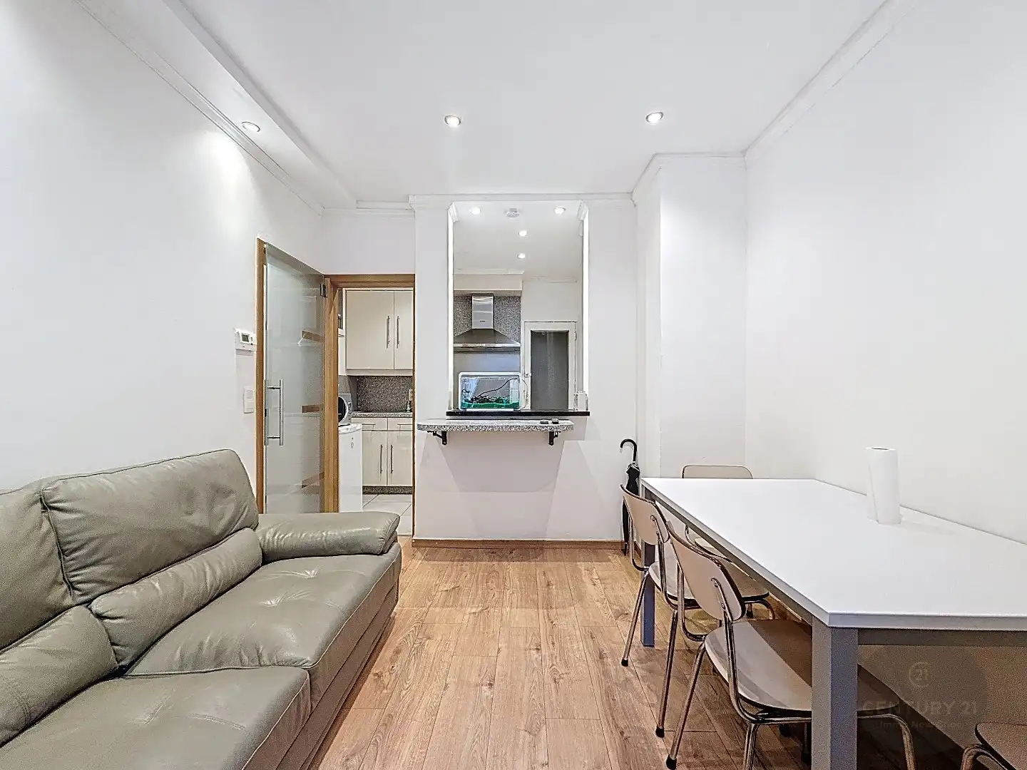 INSTAPKLAAR 2 slaapkamer app te BLANKENBERGE foto 2