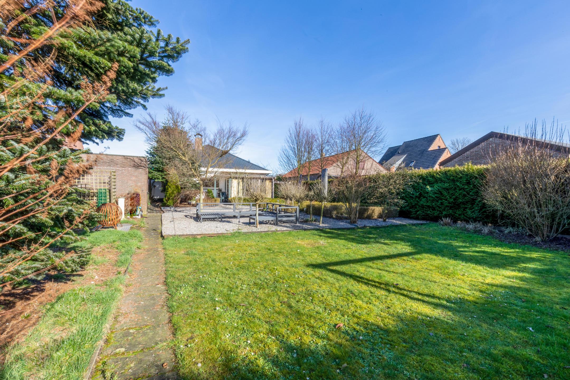 Woning met tuin te huur op goede locatie nabij het centrum van Sint-Antonius. foto 16
