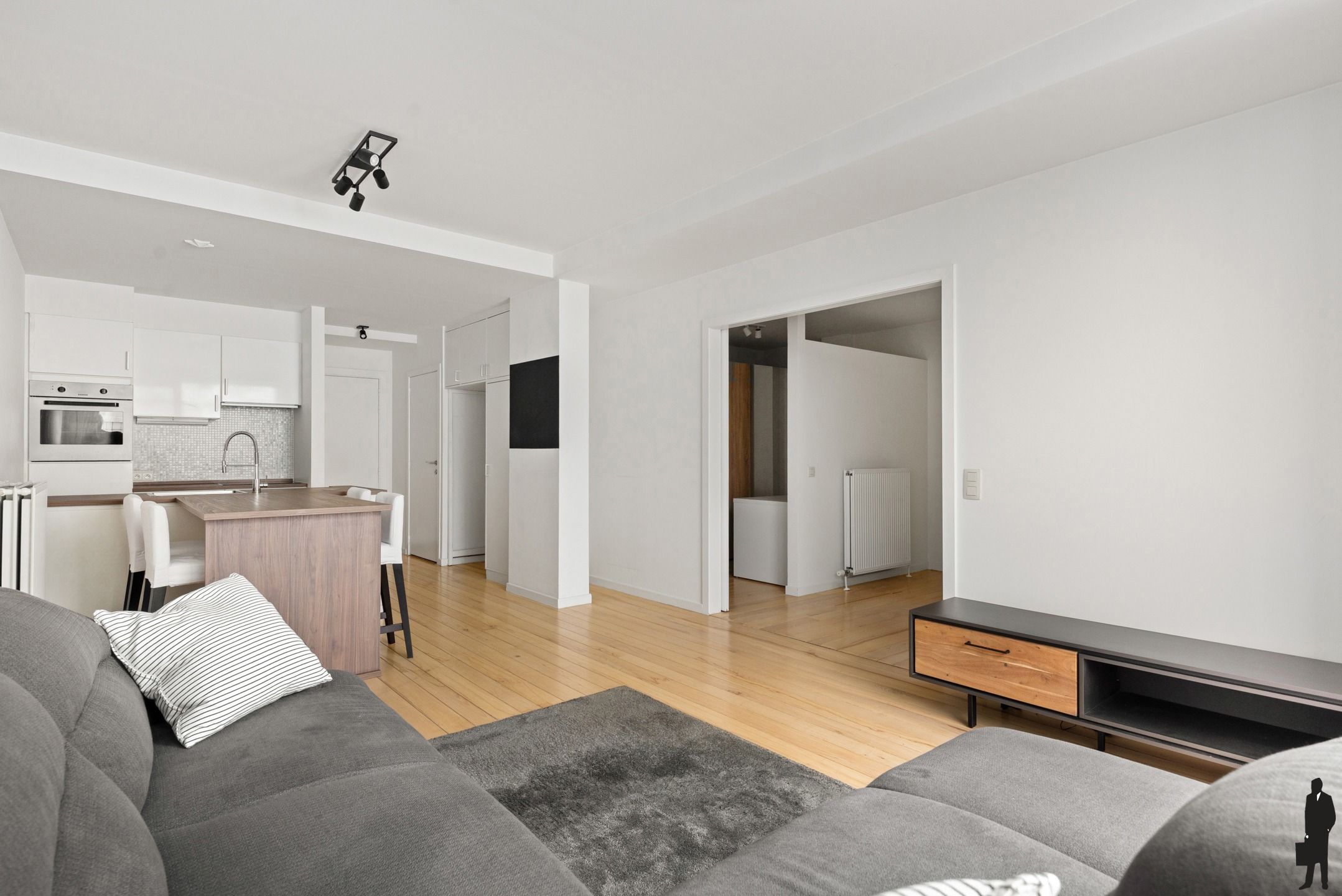 Zeldzame troef in de binnenstad: appartement met 27 m² privéterras foto 6