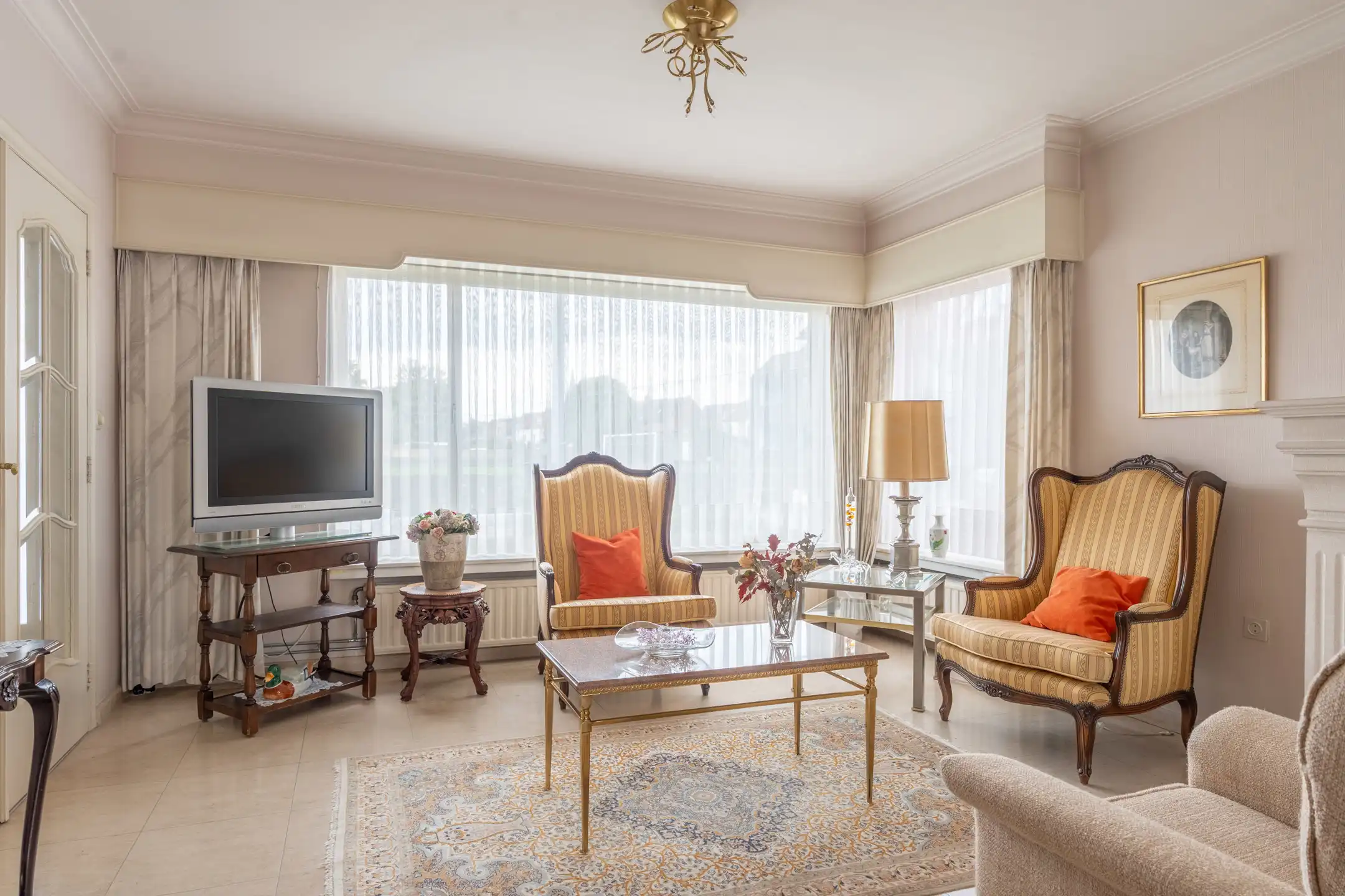 Zeer nette charmante woning met 3 slaapkamers op 579 m² foto 8