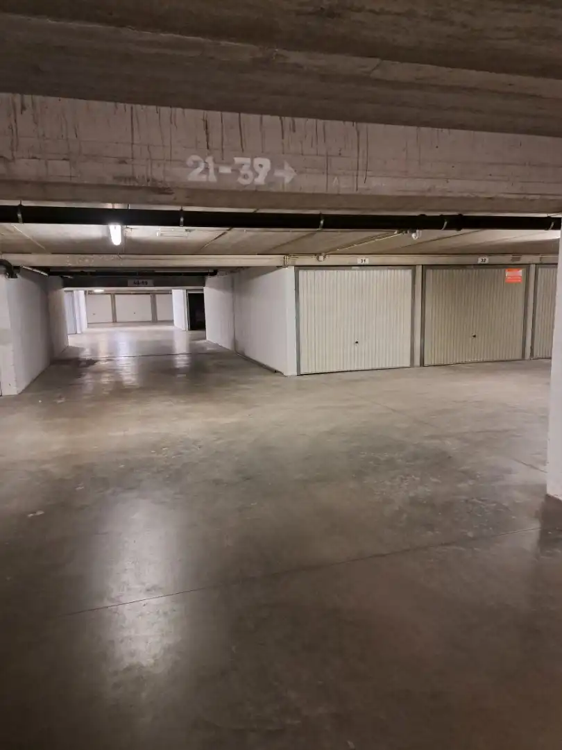 GARAGEBOX TE HUUR IN GARAGECOMPLEX COXY 2000 CENTRUM KOKSIJDE foto 3