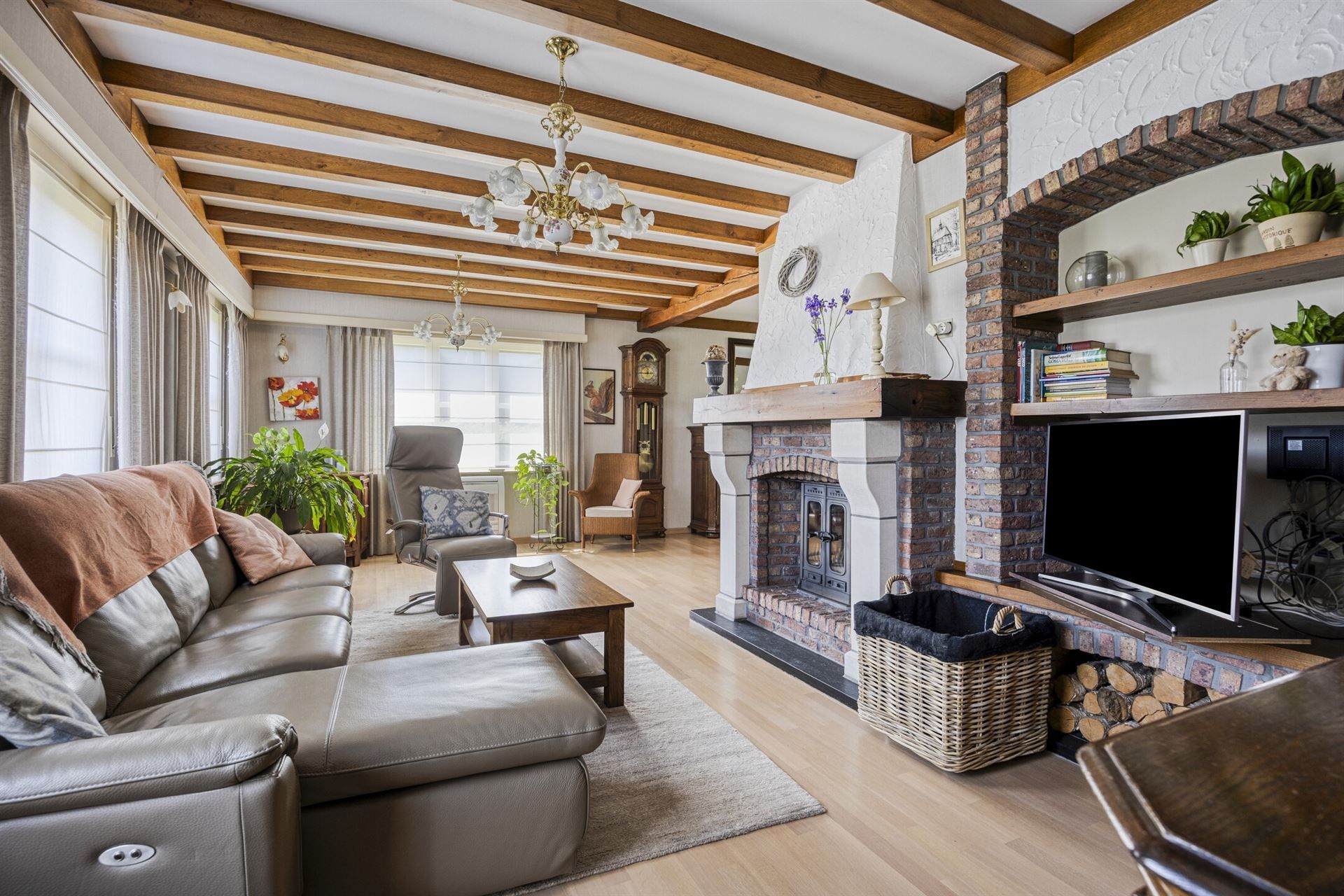 Woning met prachtige tuin te koop in Laakdal foto 3