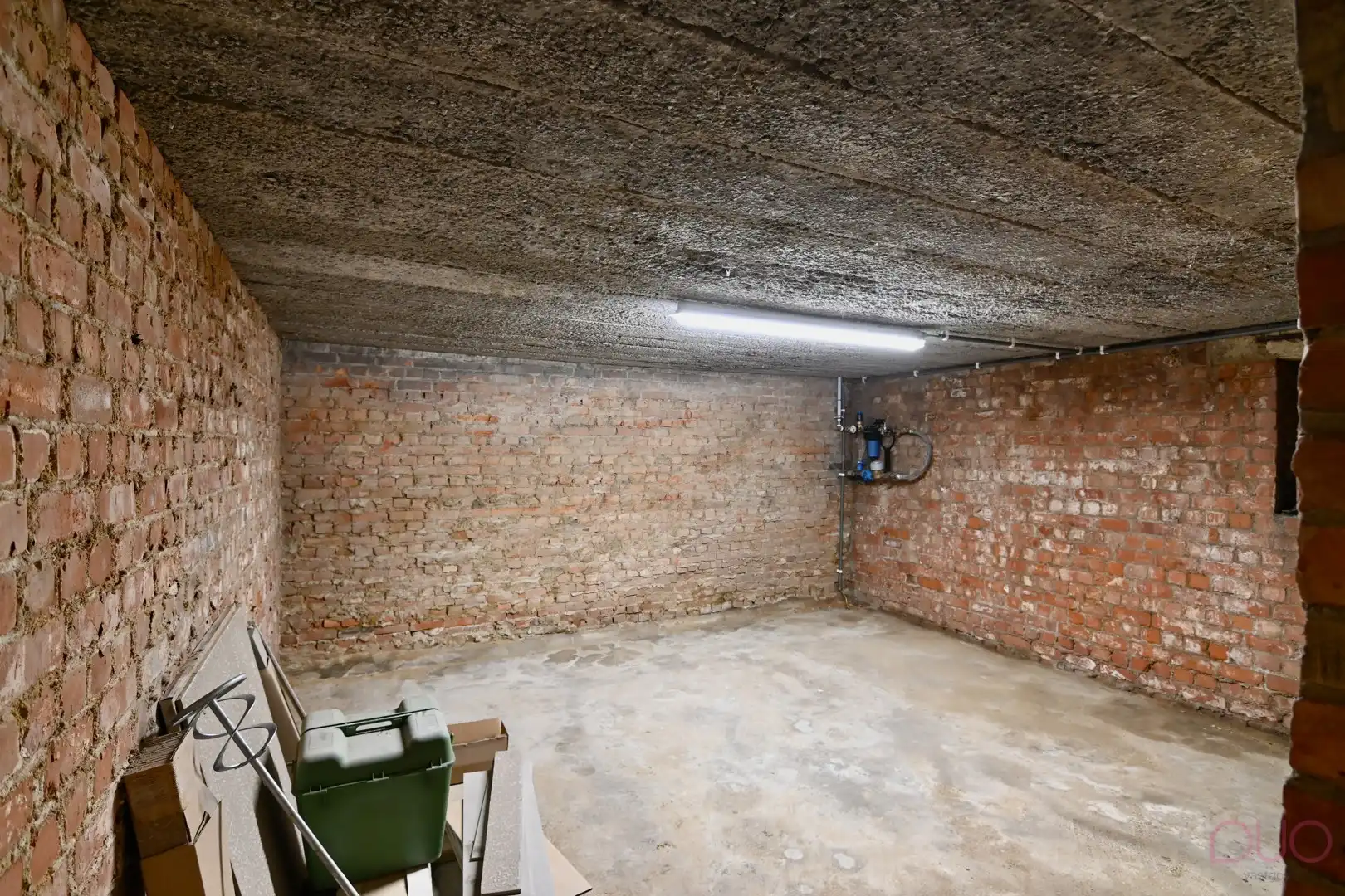 Volledig gerenoveerde woning met garage, terras en tuin - instapklaar afgewerkt! foto 26