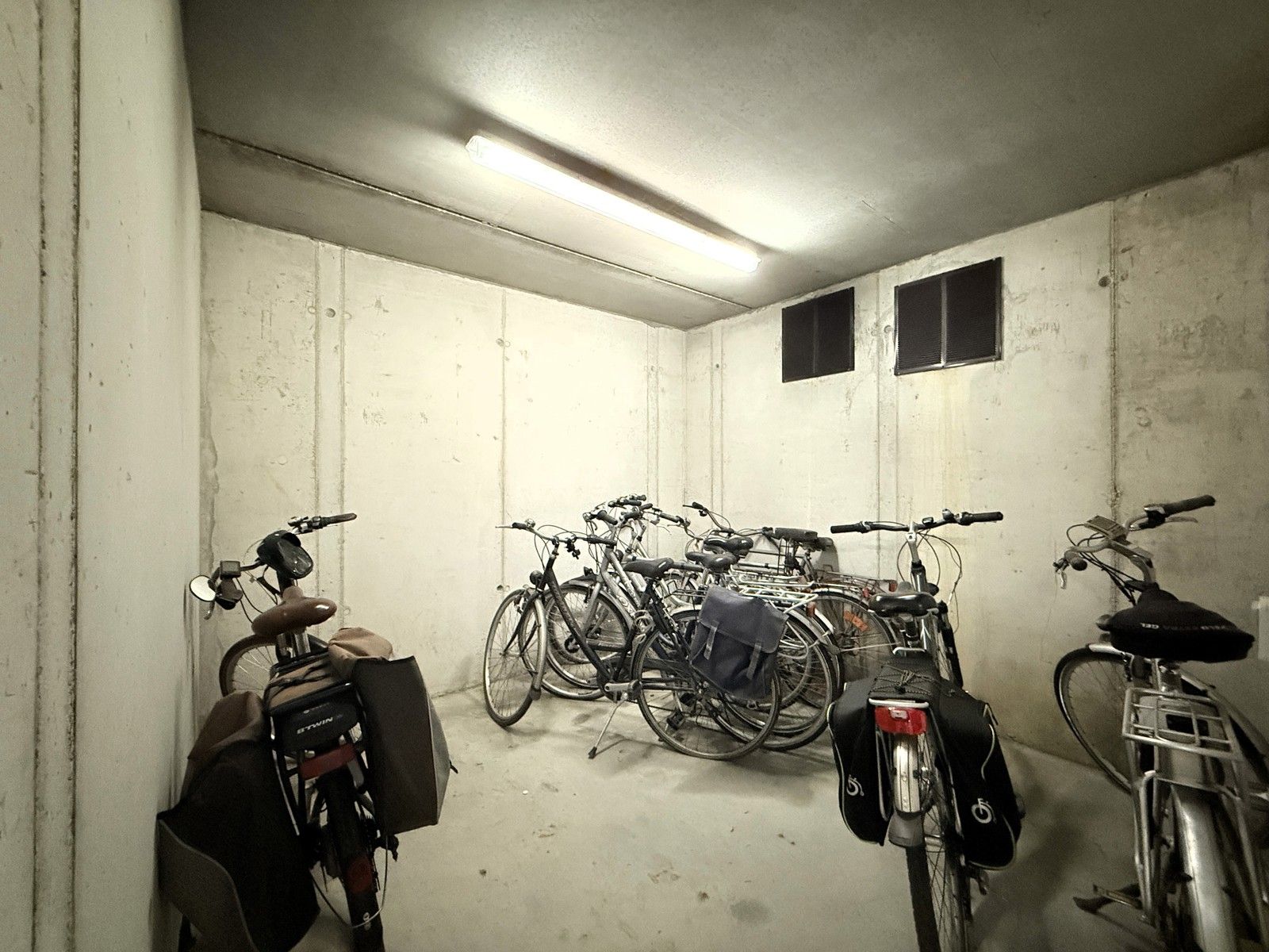 Appartement te koop foto 23