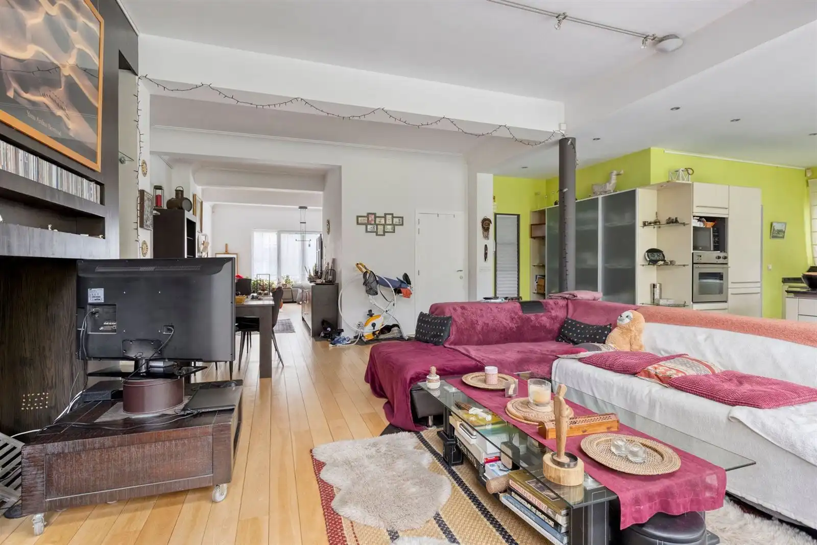 Gelijkvloers appartement (159m²) met prachtige tuin foto 6