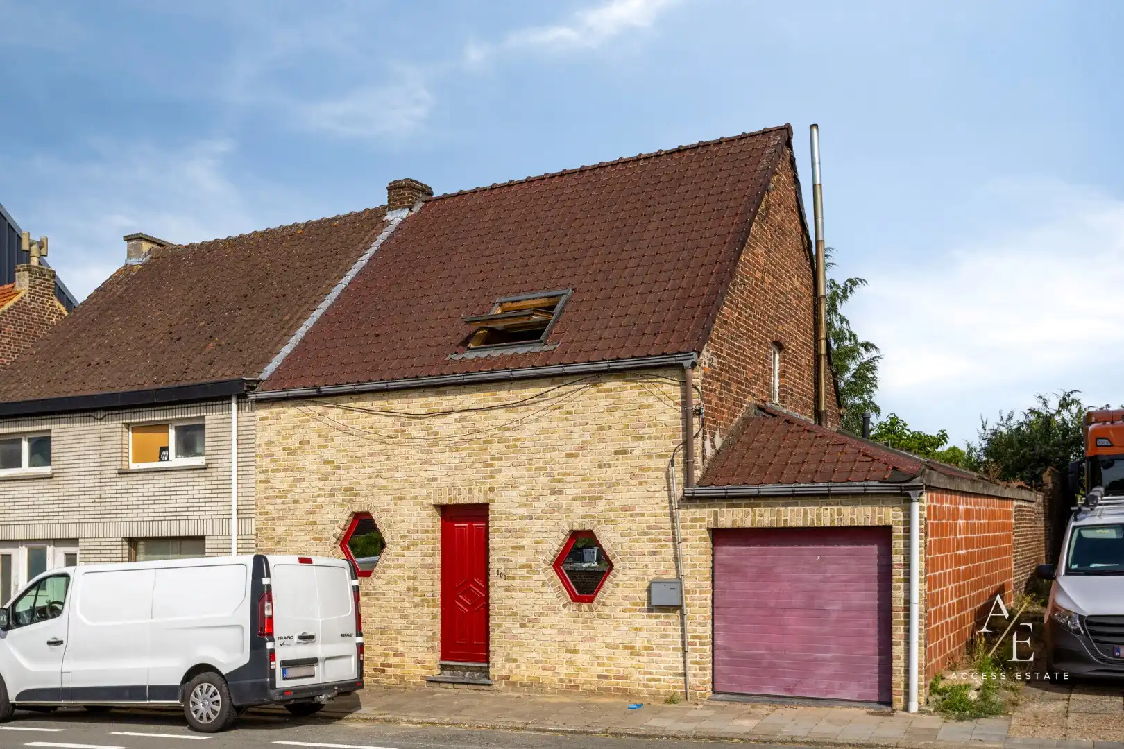 Te renoveren woning in Kerksken (perceel 646m²) foto {{pictureIndex}}