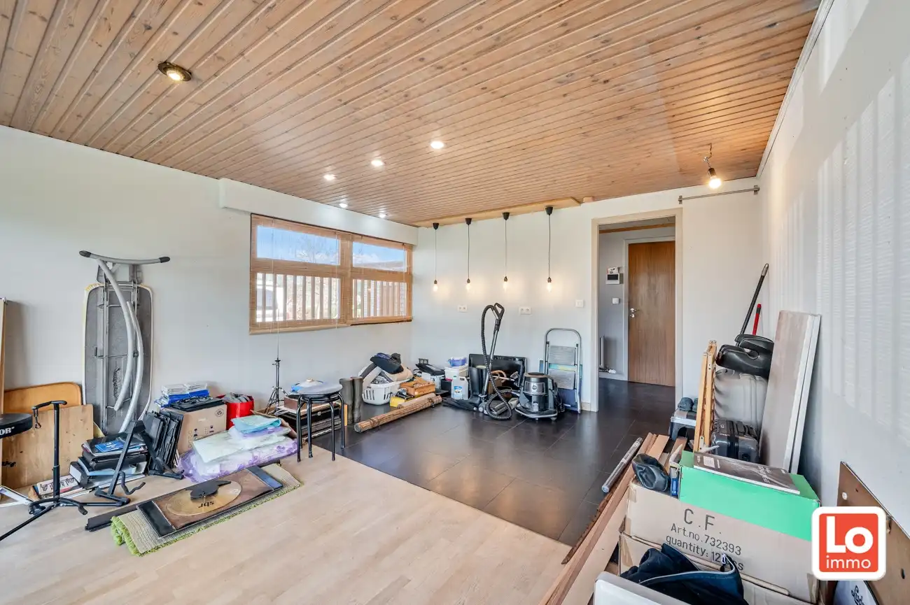 VERKOCHT!! Ruime charmante open bebouwing met afzonderlijke garage en carport op een toplocatie in Lochristi. foto 14